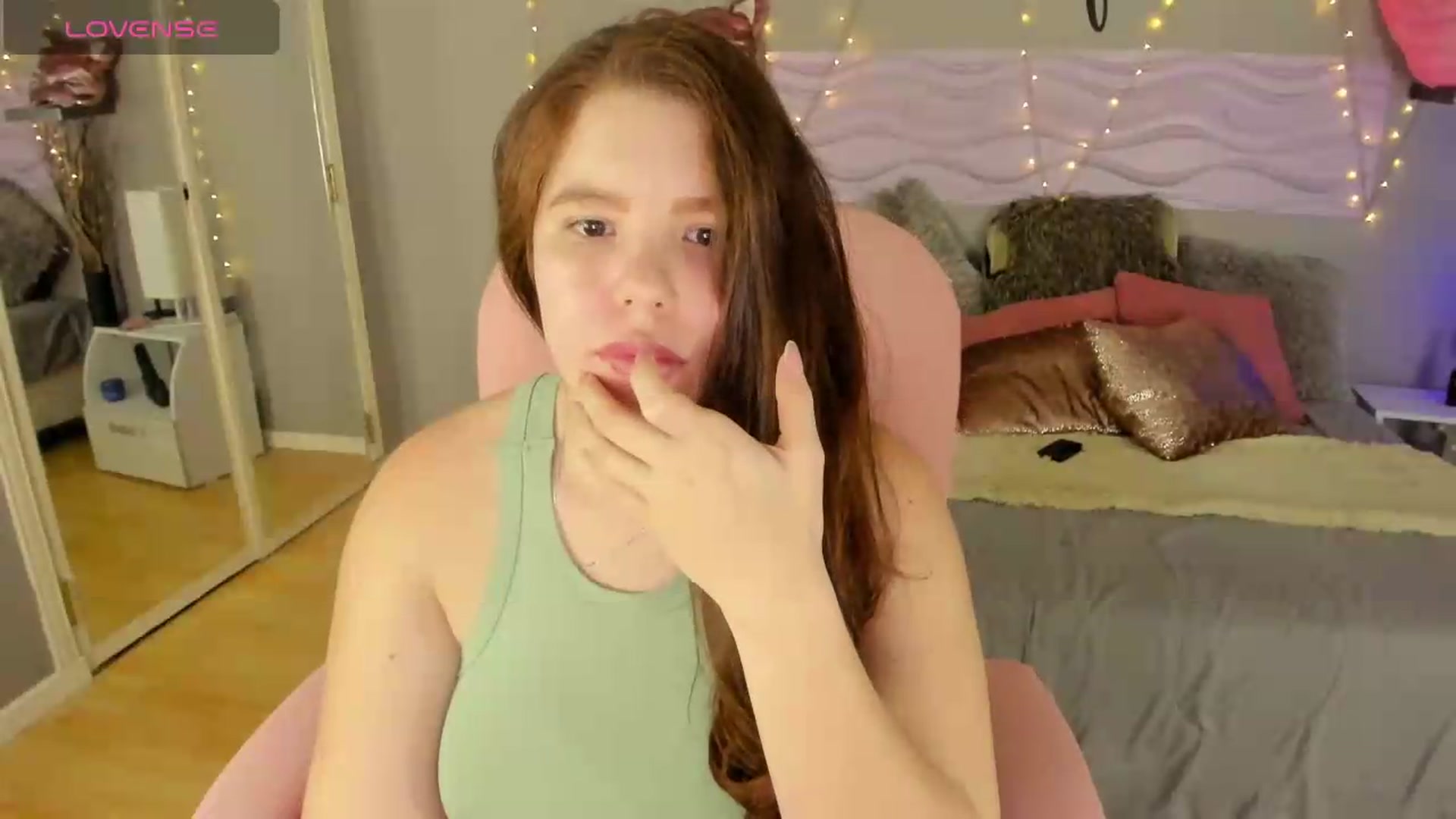 Gallery image thumbnail from kassie_sx's myfreecams stream on, 09/15/2026, 16:26 image 20 of 20