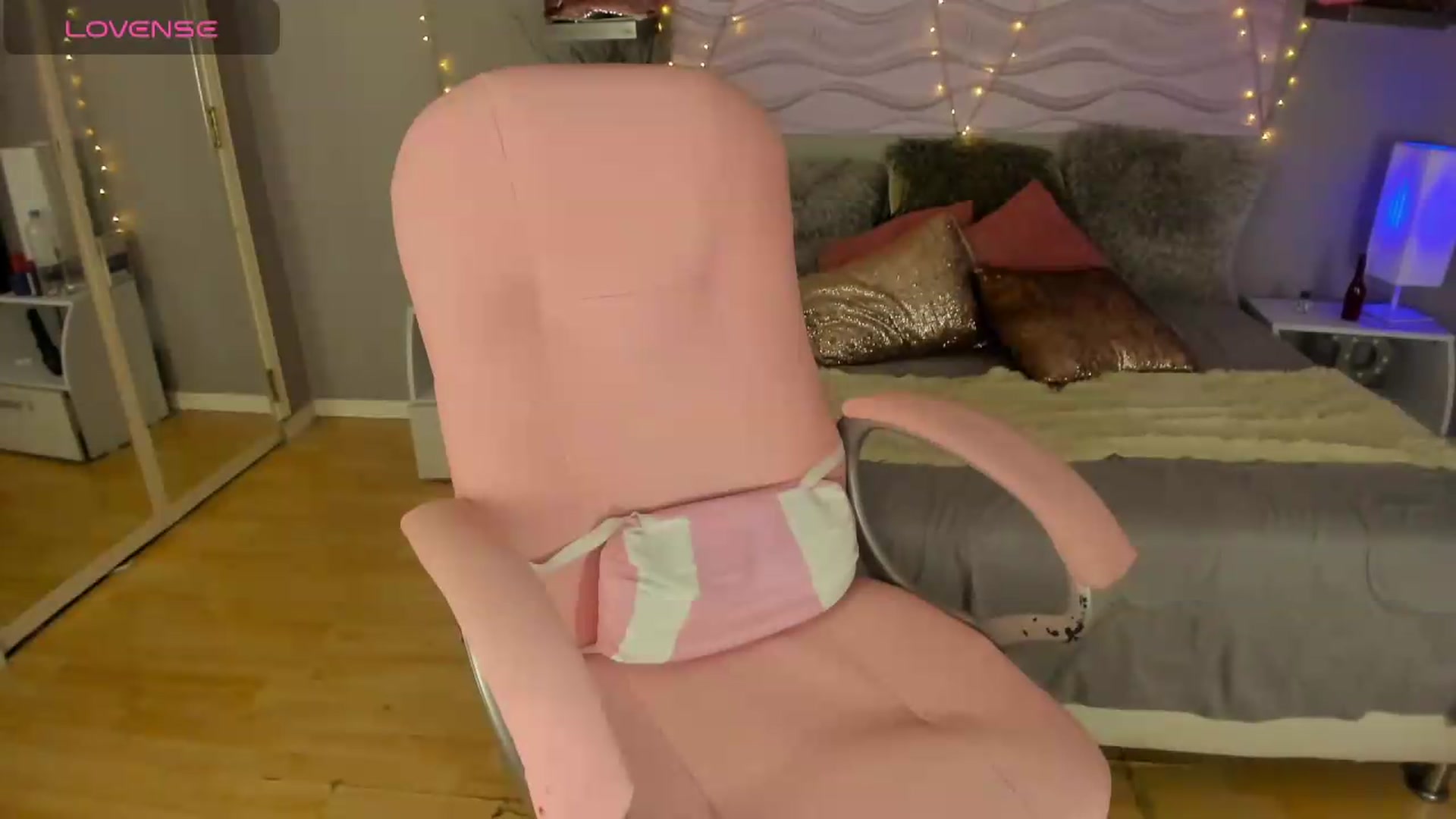 Gallery image thumbnail from kassie_sx's myfreecams stream on, 09/22/2026, 13:55 image 3 of 20