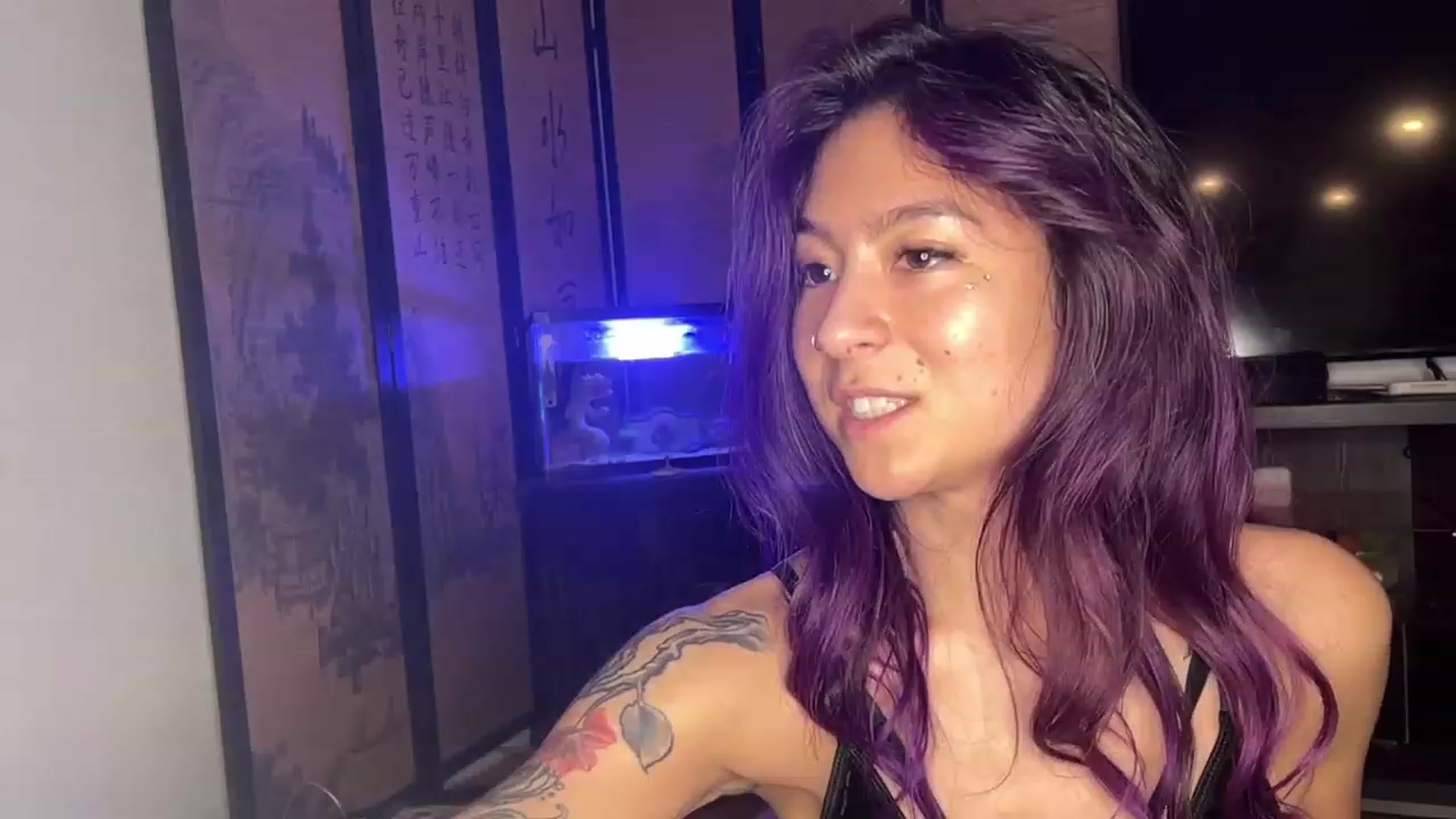 Gallery image thumbnail from katanacakes's myfreecams stream on, 05/29/2023, 04:27 image 10 of 20