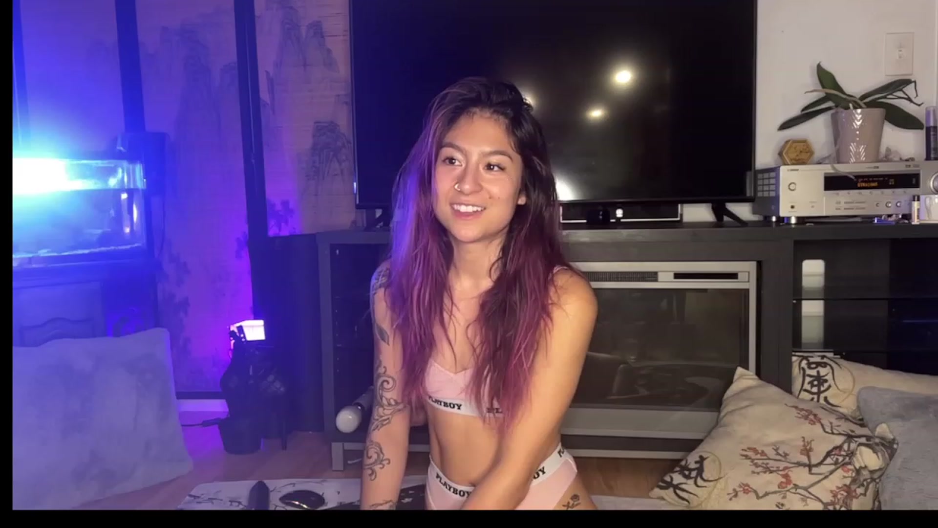 Gallery image thumbnail from katanacakes's myfreecams stream on, 07/29/2023, 09:05 image 1 of 20