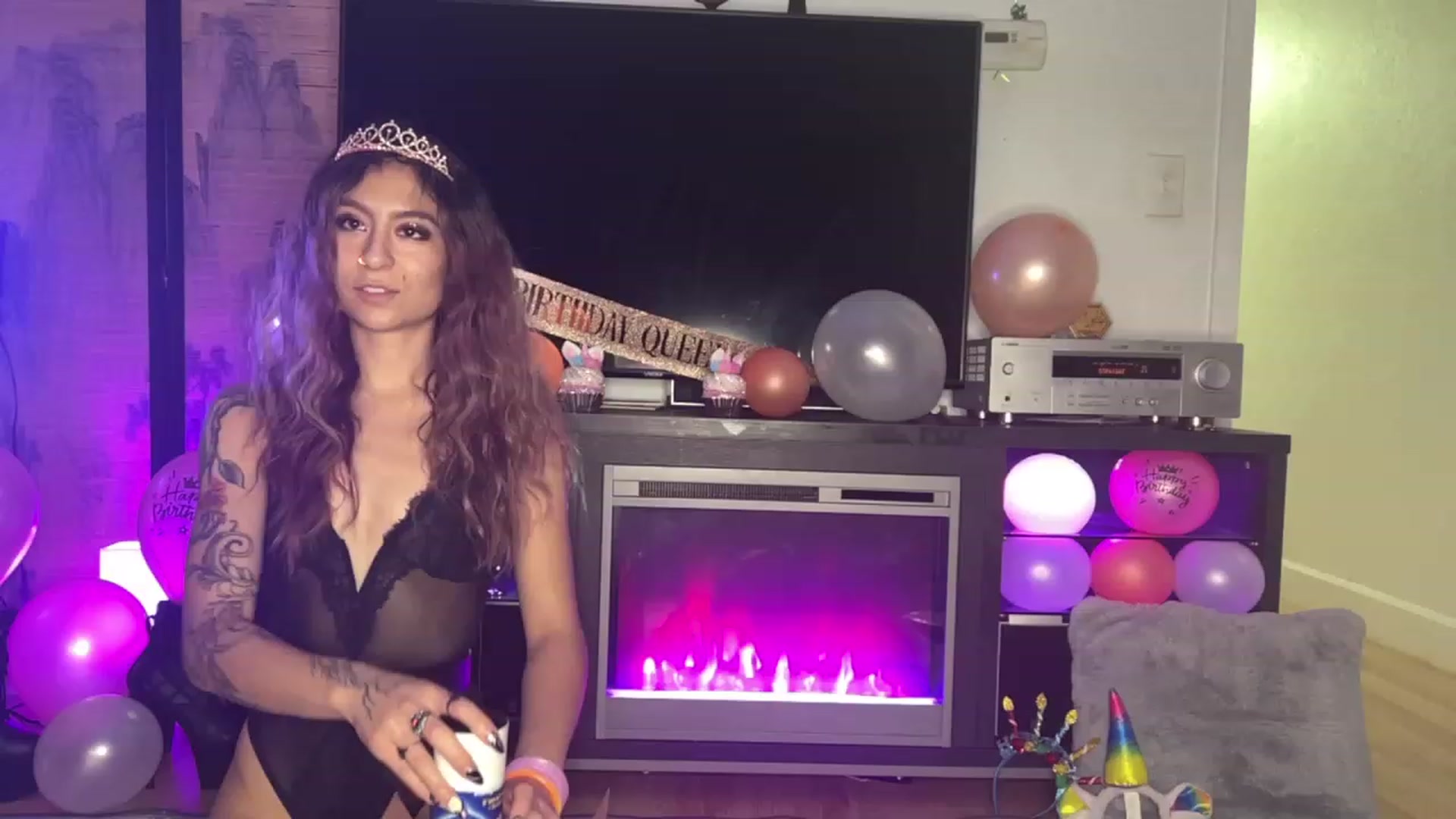 Gallery image thumbnail from katanacakes's myfreecams stream on, 08/20/2023, 03:00 image 16 of 20