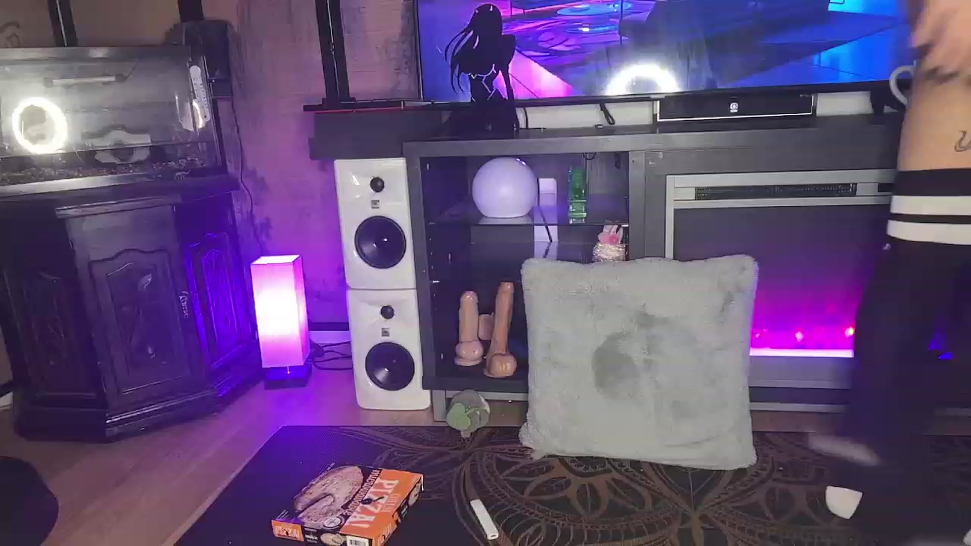 Gallery image thumbnail from katanacakes's myfreecams stream on, 12/17/2023, 11:06 image 4 of 20