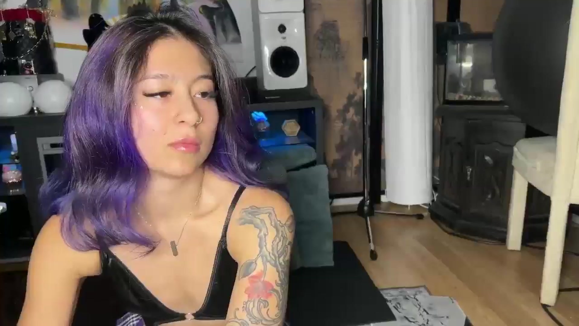 Gallery image thumbnail from katanacakes's myfreecams stream on, 12/07/2024, 06:21 image 3 of 20
