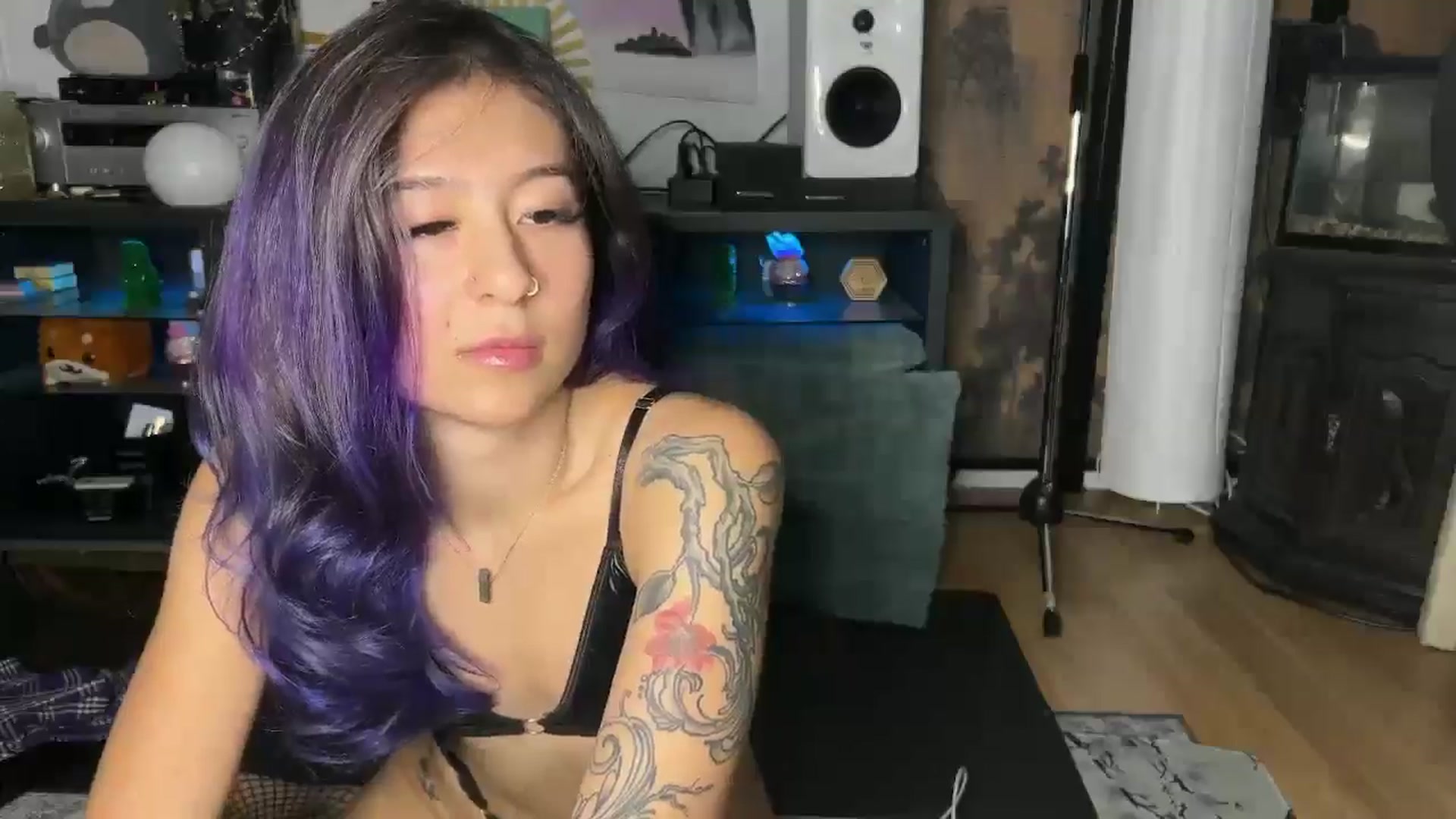 Gallery image thumbnail from katanacakes's myfreecams stream on, 12/07/2024, 08:24 image 13 of 20