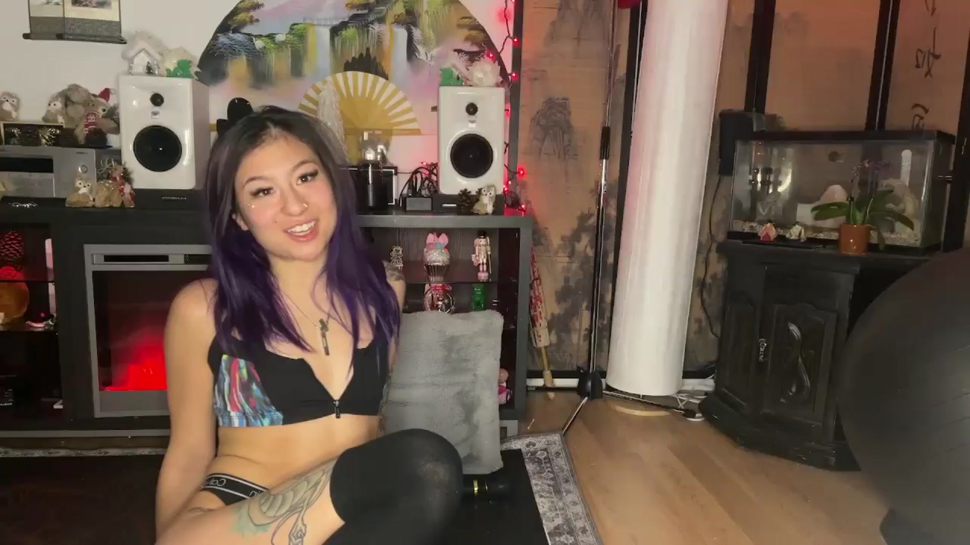 Gallery image thumbnail from katanacakes's myfreecams stream on, 01/14/2025, 06:58 image 6 of 20