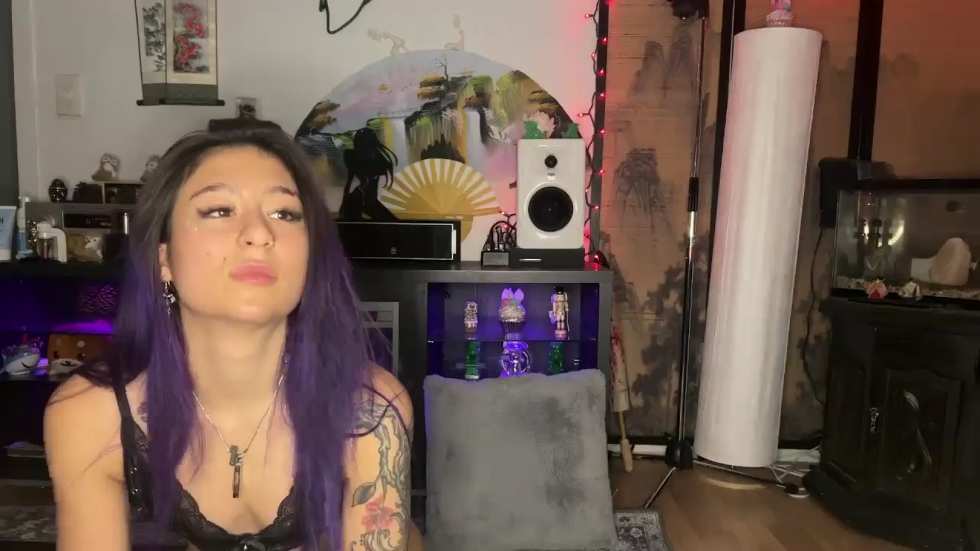 Gallery image thumbnail from katanacakes's myfreecams stream on, 01/17/2025, 02:25 image 7 of 20
