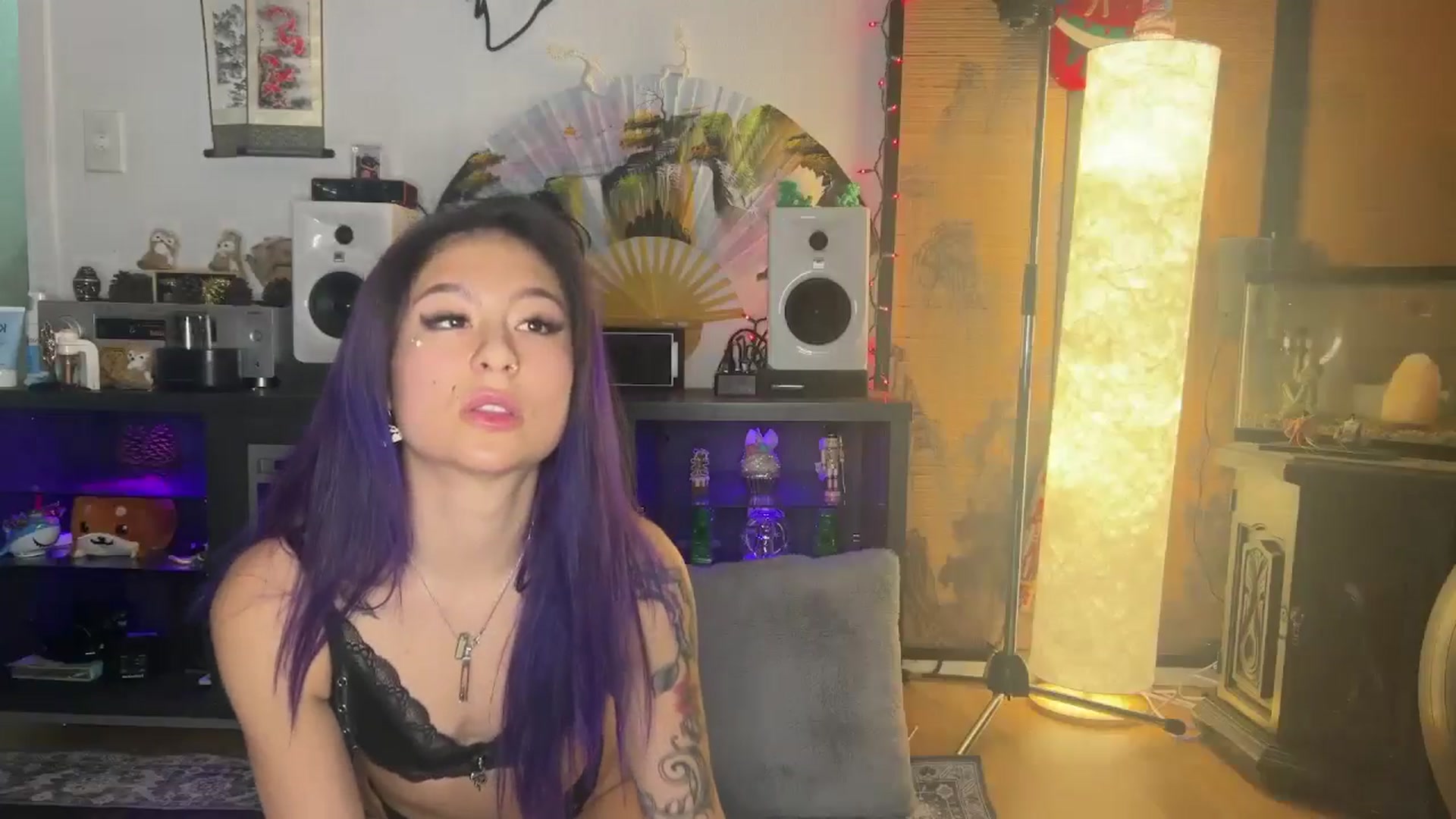Gallery image thumbnail from katanacakes's myfreecams stream on, 01/17/2025, 02:25 image 3 of 20
