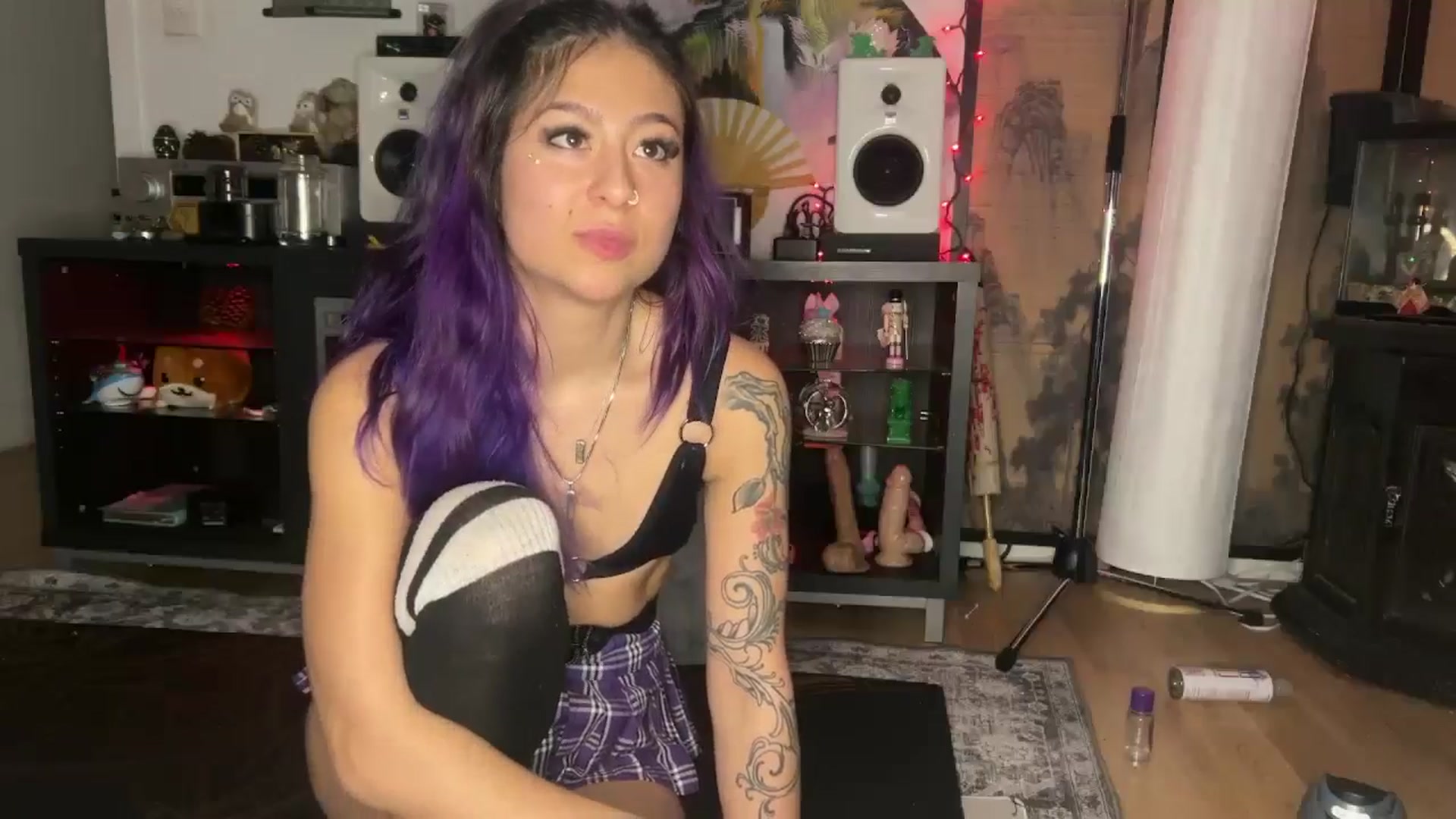 Gallery image thumbnail from katanacakes's myfreecams stream on, 01/25/2025, 04:36 image 3 of 20