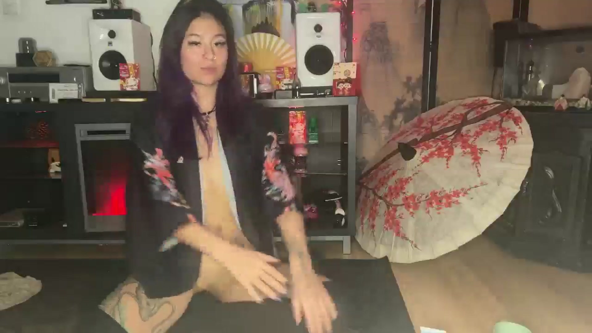 Gallery image thumbnail from katanacakes's myfreecams stream on, 02/01/2025, 04:29 image 2 of 20