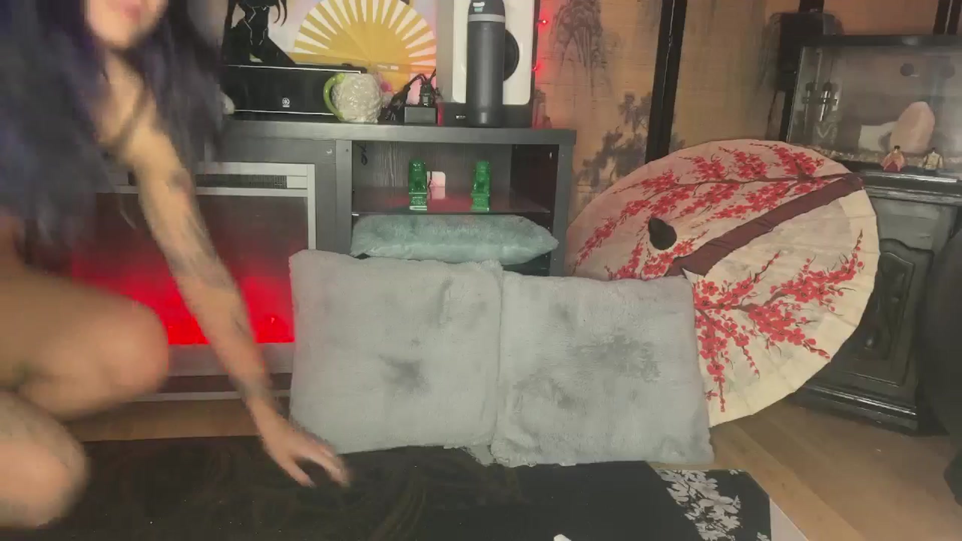 Gallery image thumbnail from katanacakes's myfreecams stream on, 04/10/2025, 04:28 image 2 of 20