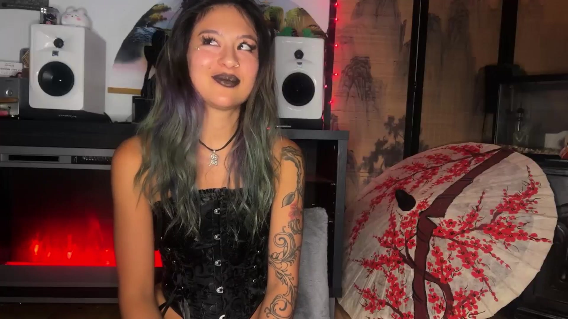 Gallery image thumbnail from katanacakes's myfreecams stream on, 06/08/2025, 05:26 image 11 of 20