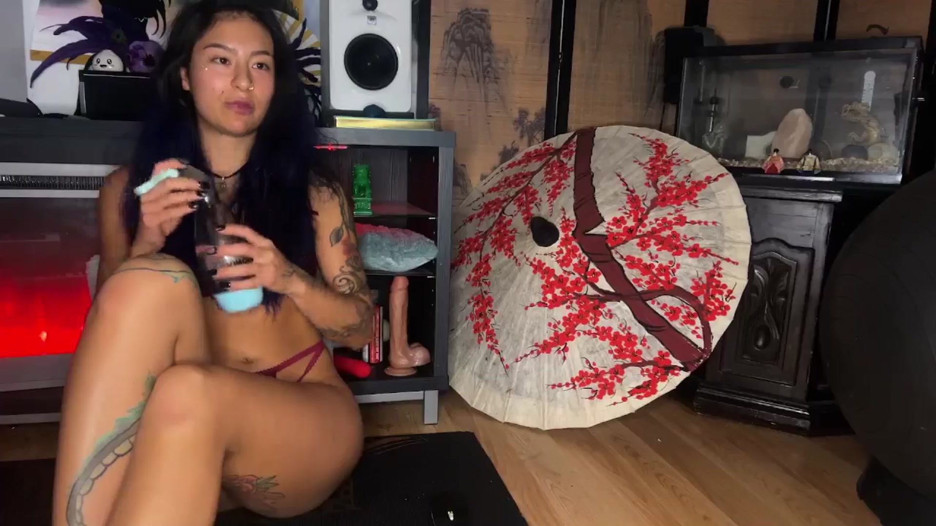 Gallery image thumbnail from katanacakes's myfreecams stream on, 07/10/2025, 03:44 image 10 of 20