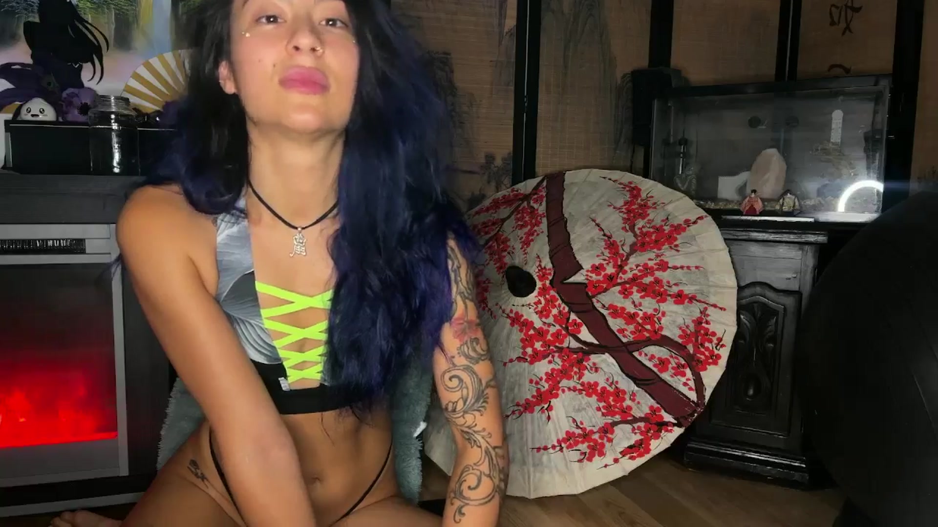 Gallery image thumbnail from katanacakes's myfreecams stream on, 07/16/2025, 04:04 image 15 of 20