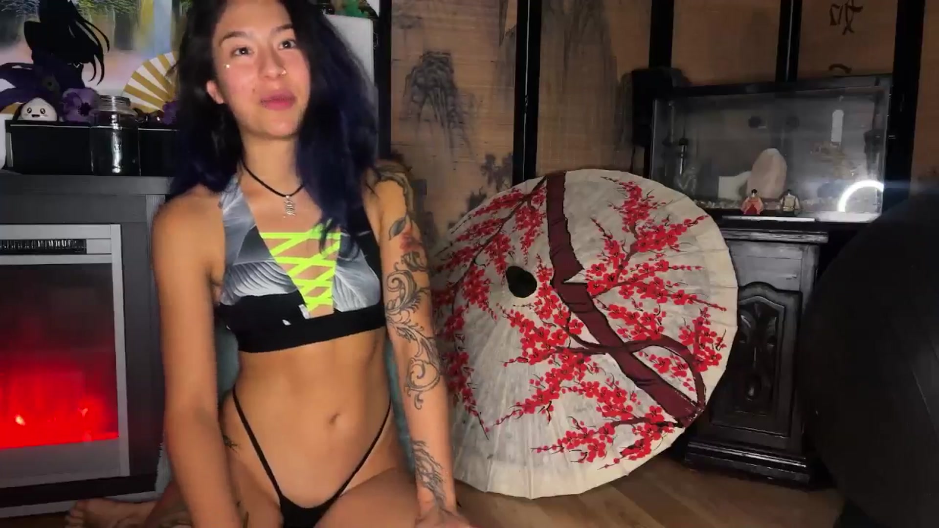 Gallery image thumbnail from katanacakes's myfreecams stream on, 07/16/2025, 04:04 image 2 of 20