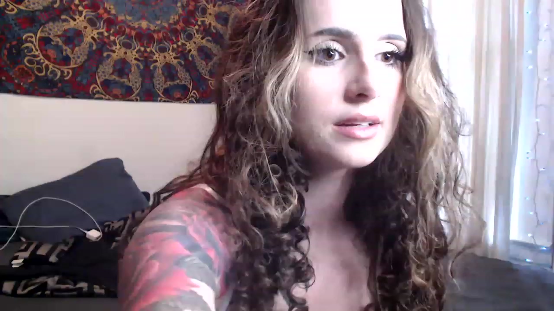 Gallery image thumbnail from katananat_'s myfreecams stream on, 03/28/2023, 21:11 image 4 of 20