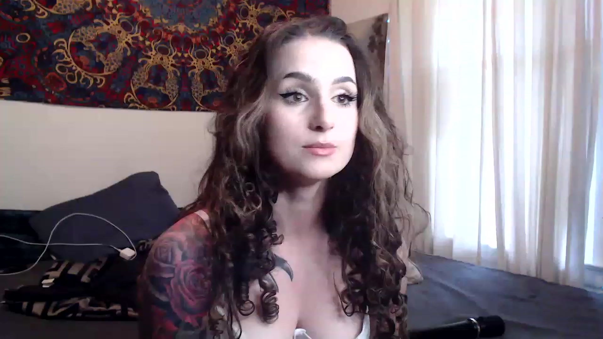 Gallery image thumbnail from katananat_'s myfreecams stream on, 03/28/2023, 21:11 image 2 of 20