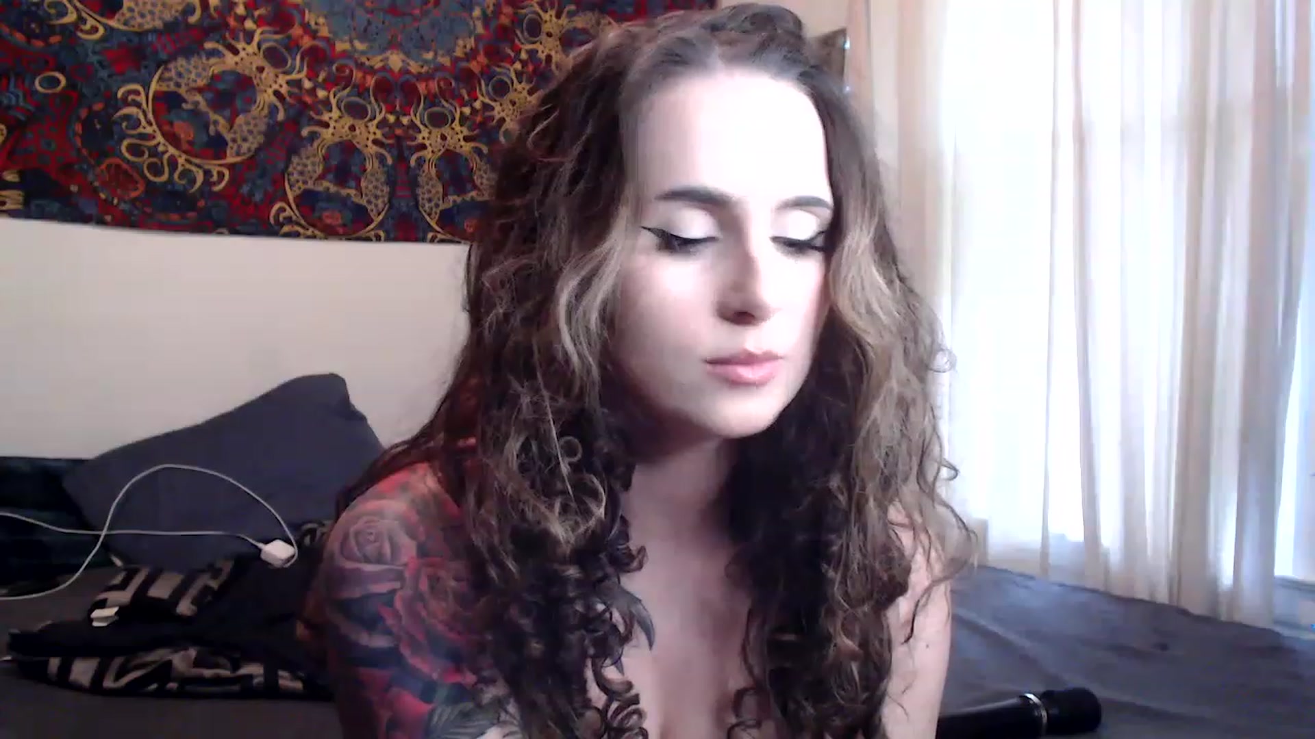 Gallery image thumbnail from katananat_'s myfreecams stream on, 03/28/2023, 21:11 image 3 of 20
