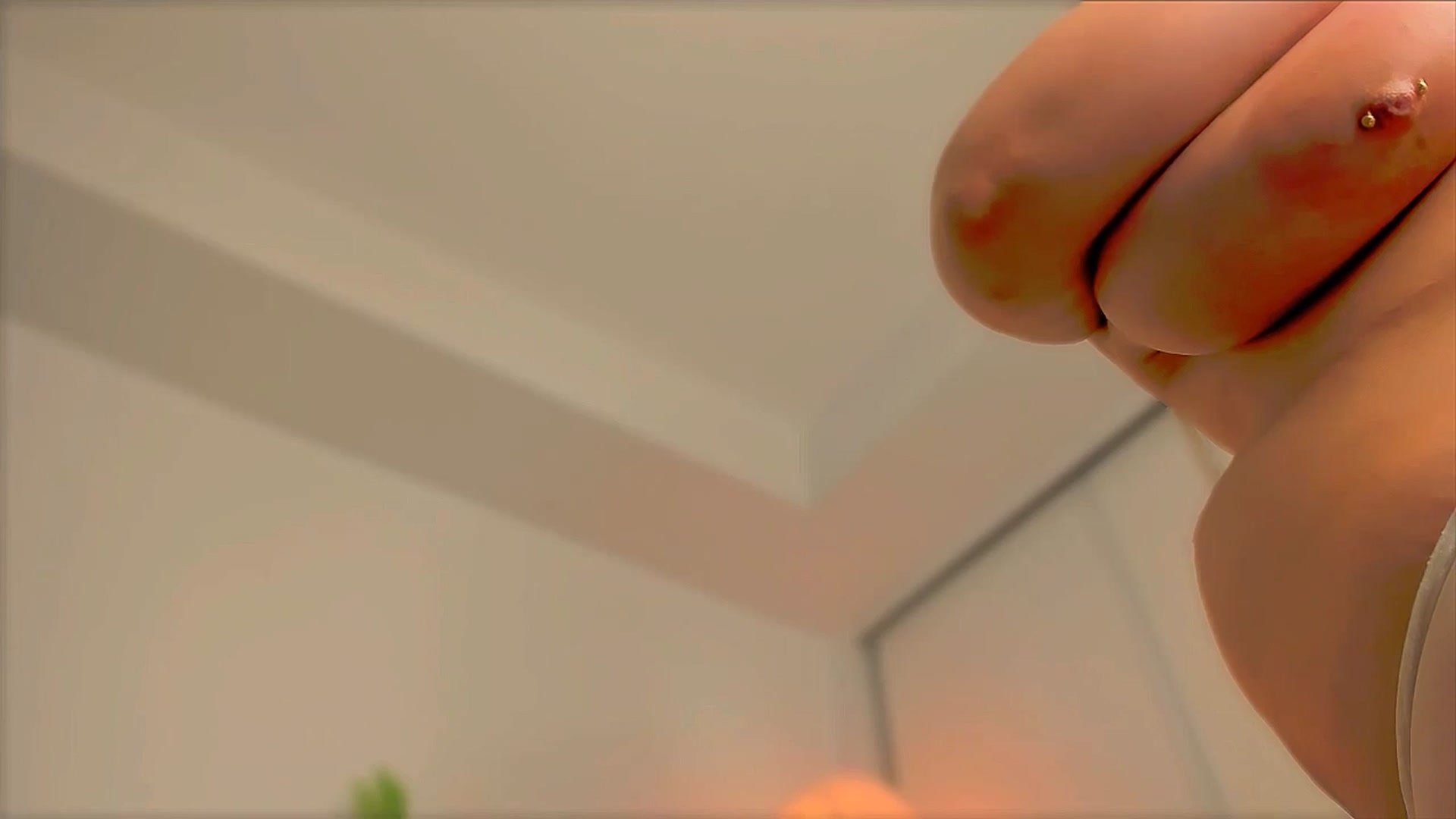 Gallery image thumbnail from kati_blu's myfreecams stream on, 12/24/2025, 08:52 image 15 of 20