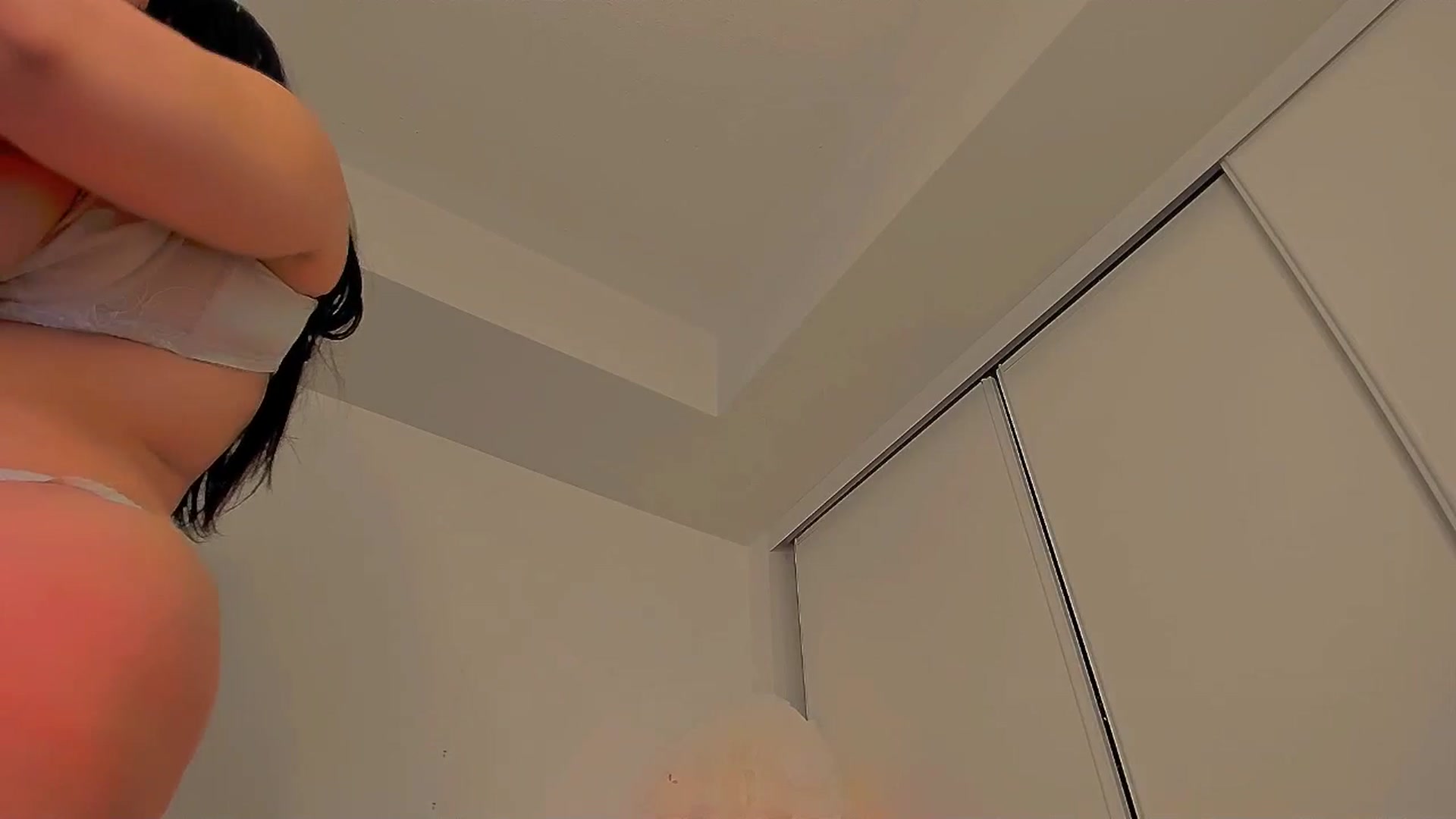 Gallery image thumbnail from kati_blu's myfreecams stream on, 03/26/2026, 13:48 image 20 of 20