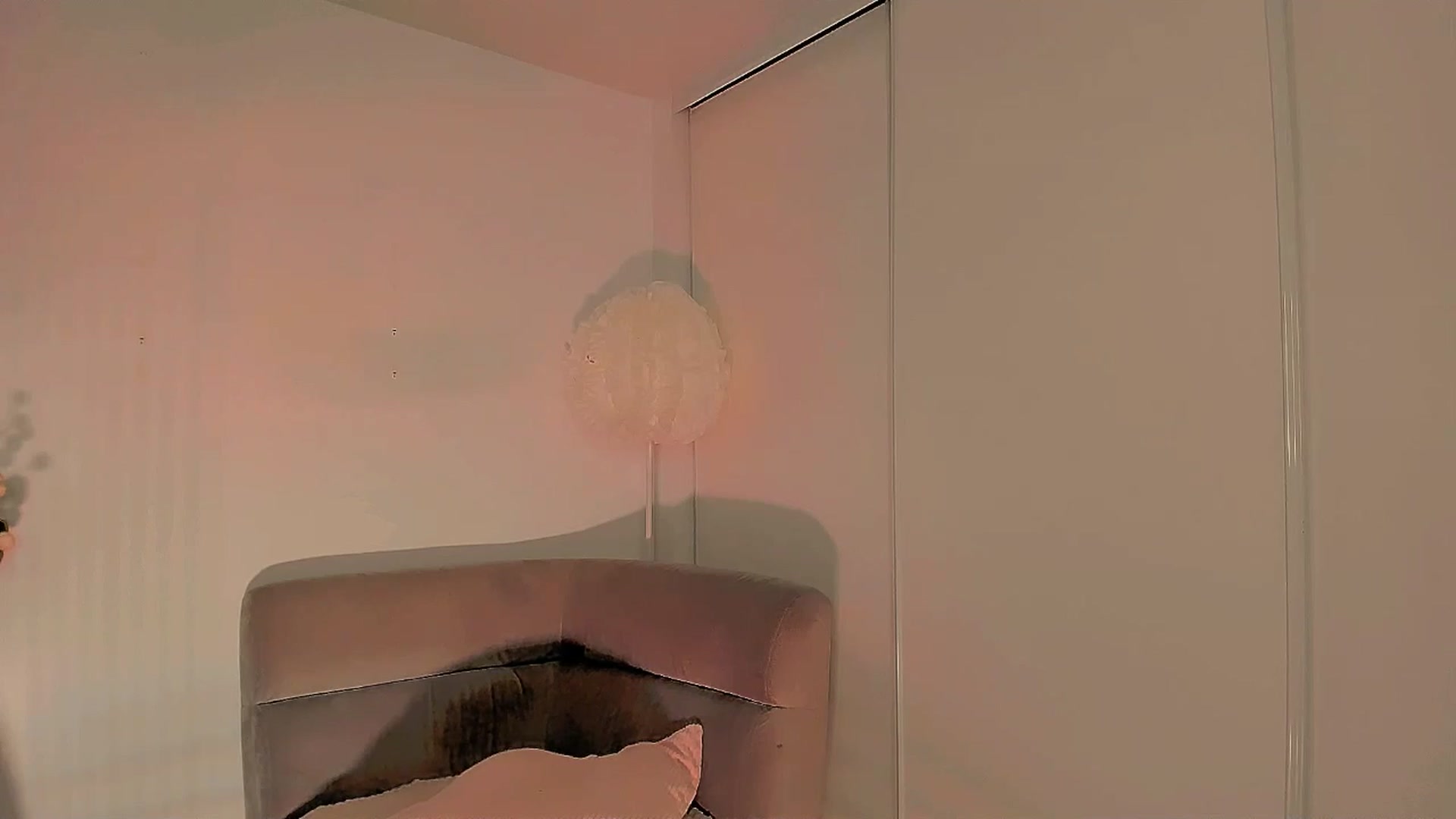 Gallery image thumbnail from kati_blu's myfreecams stream on, 03/26/2026, 15:34 image 14 of 20