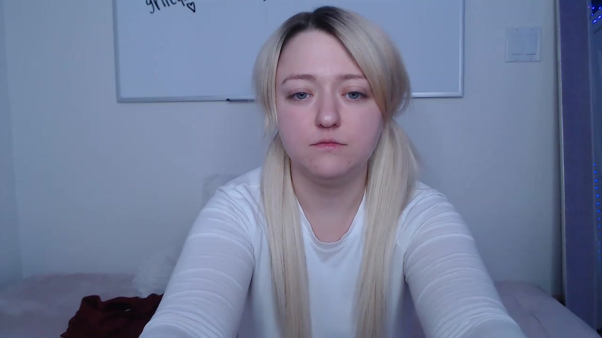 Gallery image thumbnail from katiesinz's myfreecams stream on, 03/15/2023, 04:14 image 11 of 20