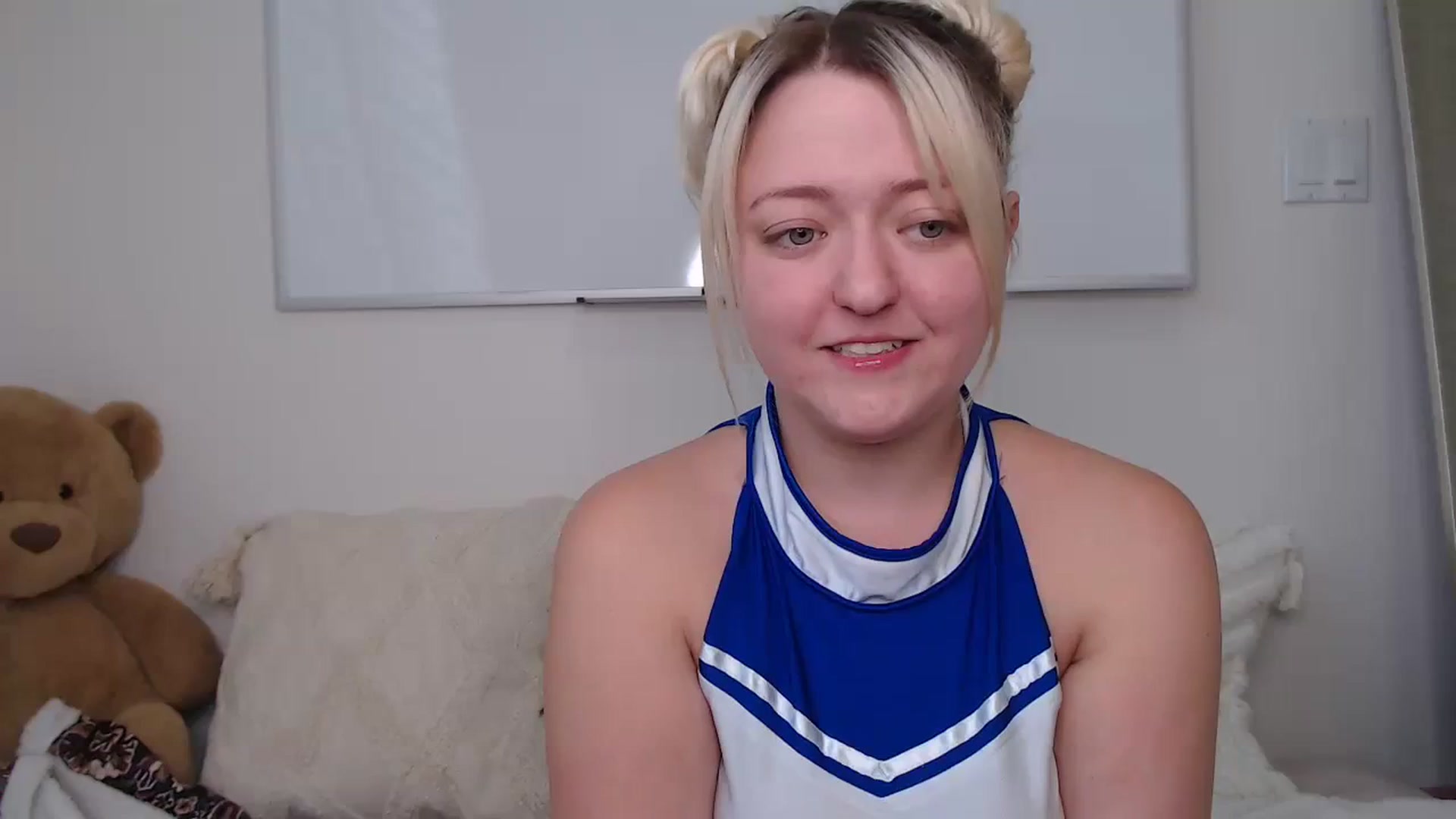 Gallery image thumbnail from katiesinz's myfreecams stream on, 09/20/2023, 22:01 image 1 of 20