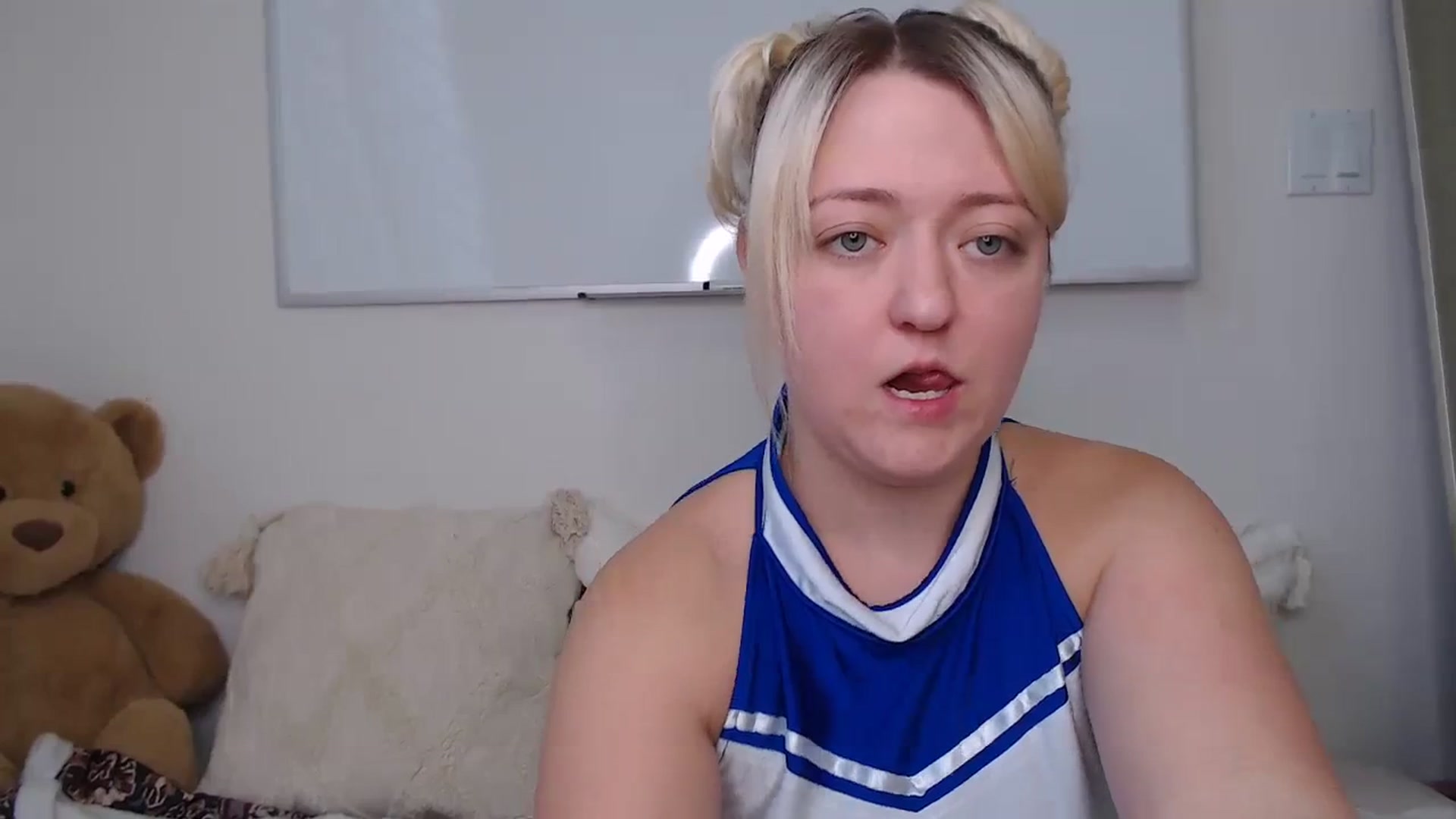 Gallery image thumbnail from katiesinz's myfreecams stream on, 09/20/2023, 22:01 image 13 of 20
