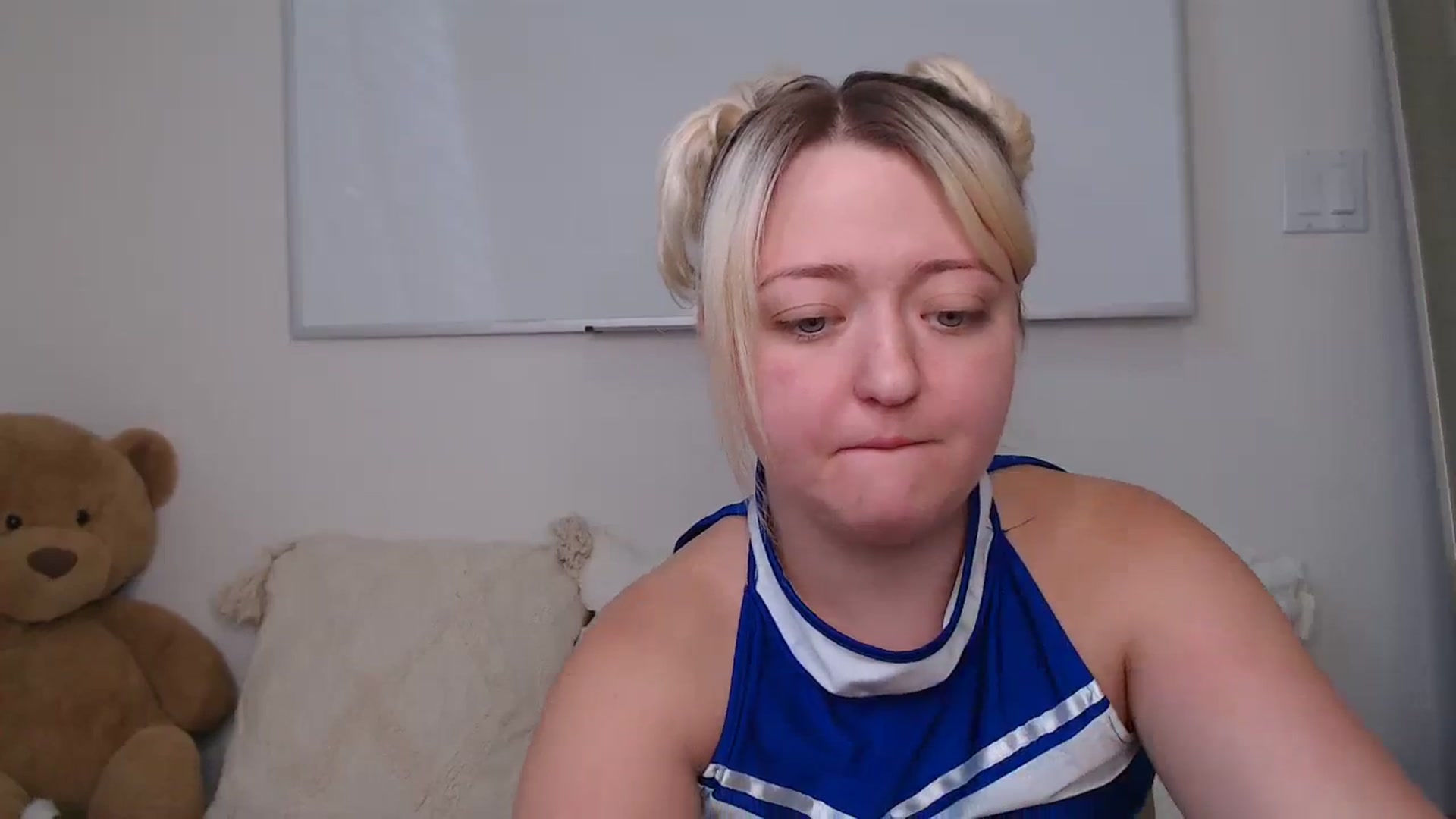 Gallery image thumbnail from katiesinz's myfreecams stream on, 09/20/2023, 22:01 image 20 of 20