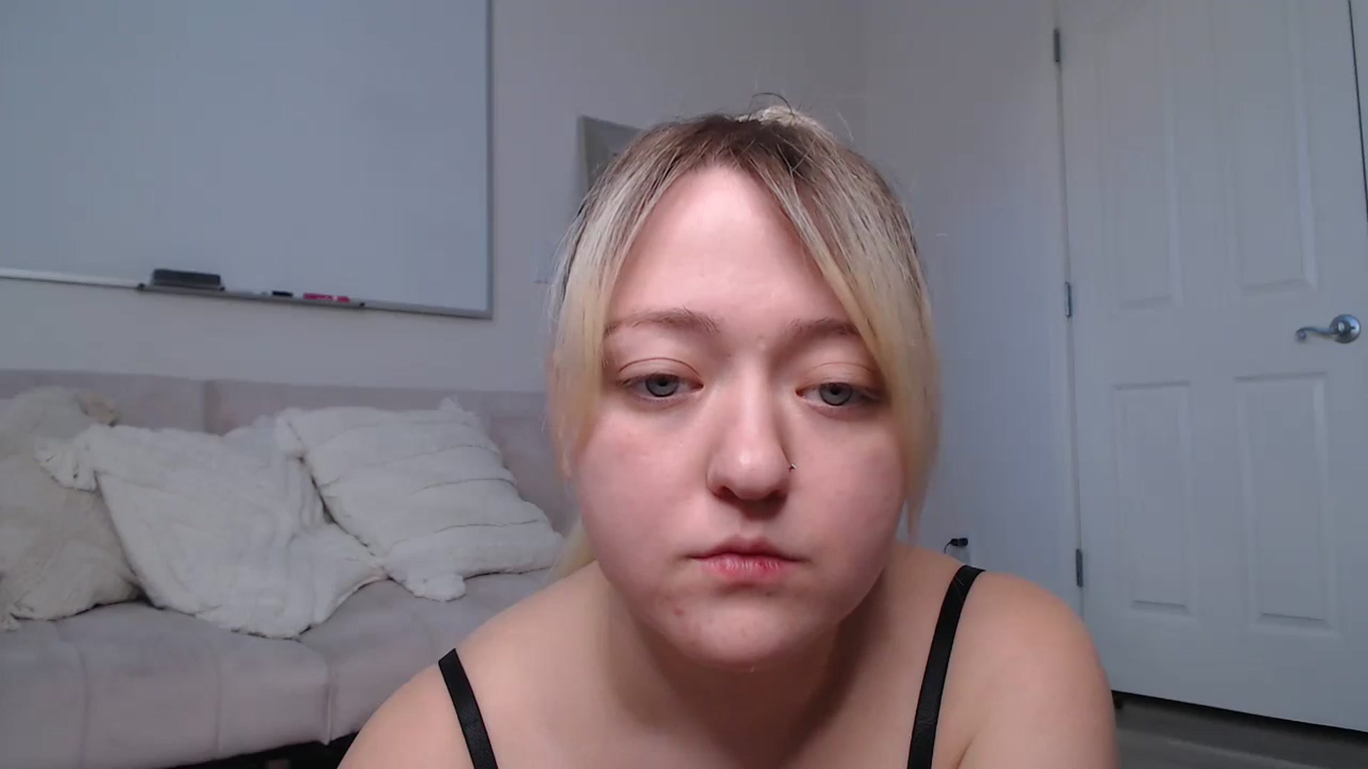 Gallery image thumbnail from katiesinz's myfreecams stream on, 11/24/2023, 20:59 image 10 of 20