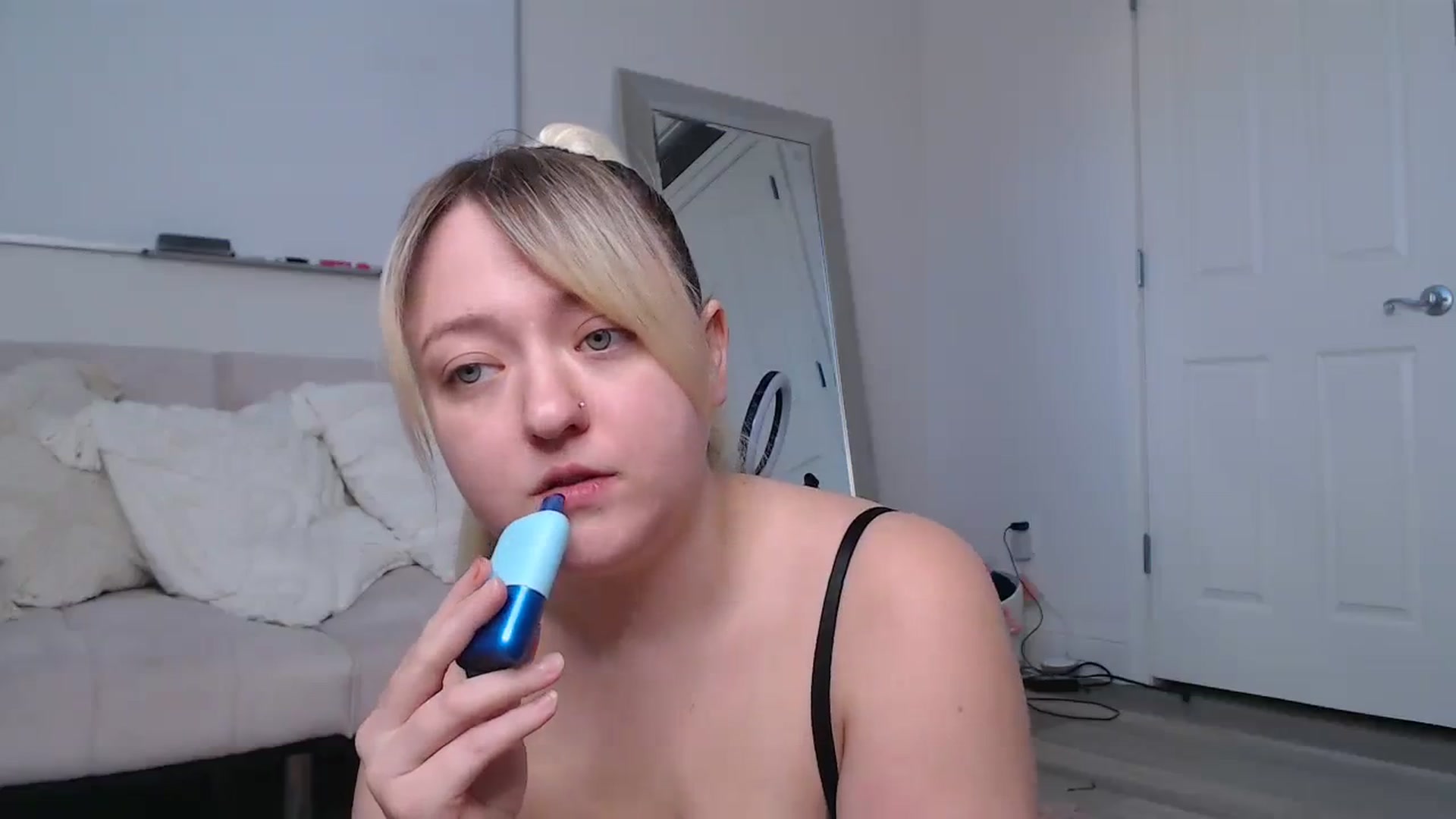 Gallery image thumbnail from katiesinz's myfreecams stream on, 11/24/2023, 20:59 image 2 of 20