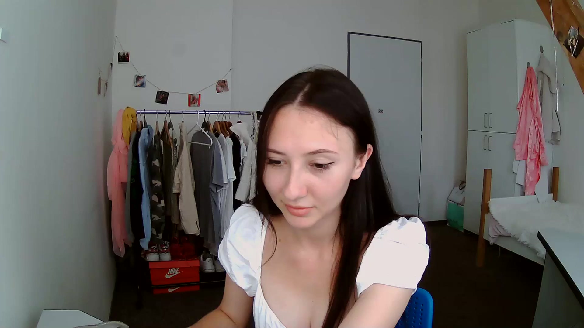 Gallery image thumbnail from katy8kitty's myfreecams stream on, 09/03/2023, 13:59 image 9 of 20