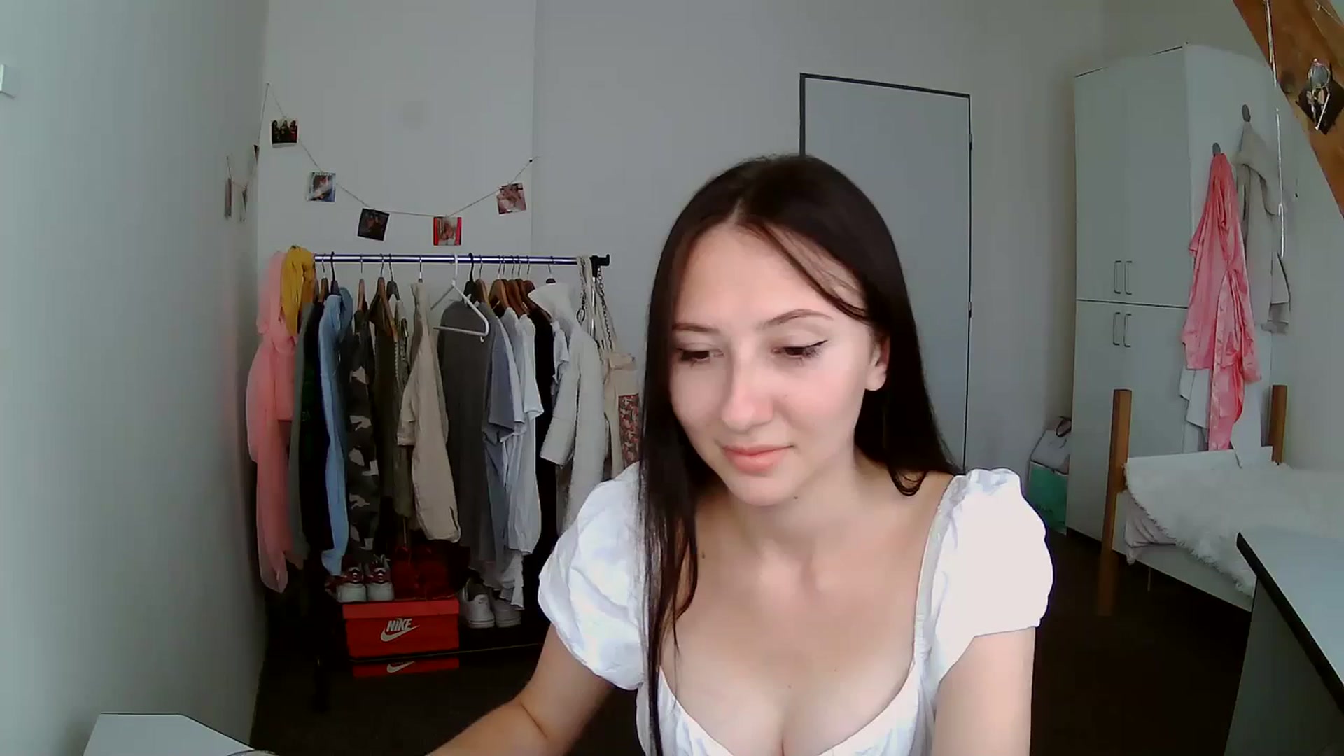 Gallery image thumbnail from katy8kitty's myfreecams stream on, 09/03/2023, 13:59 image 19 of 20