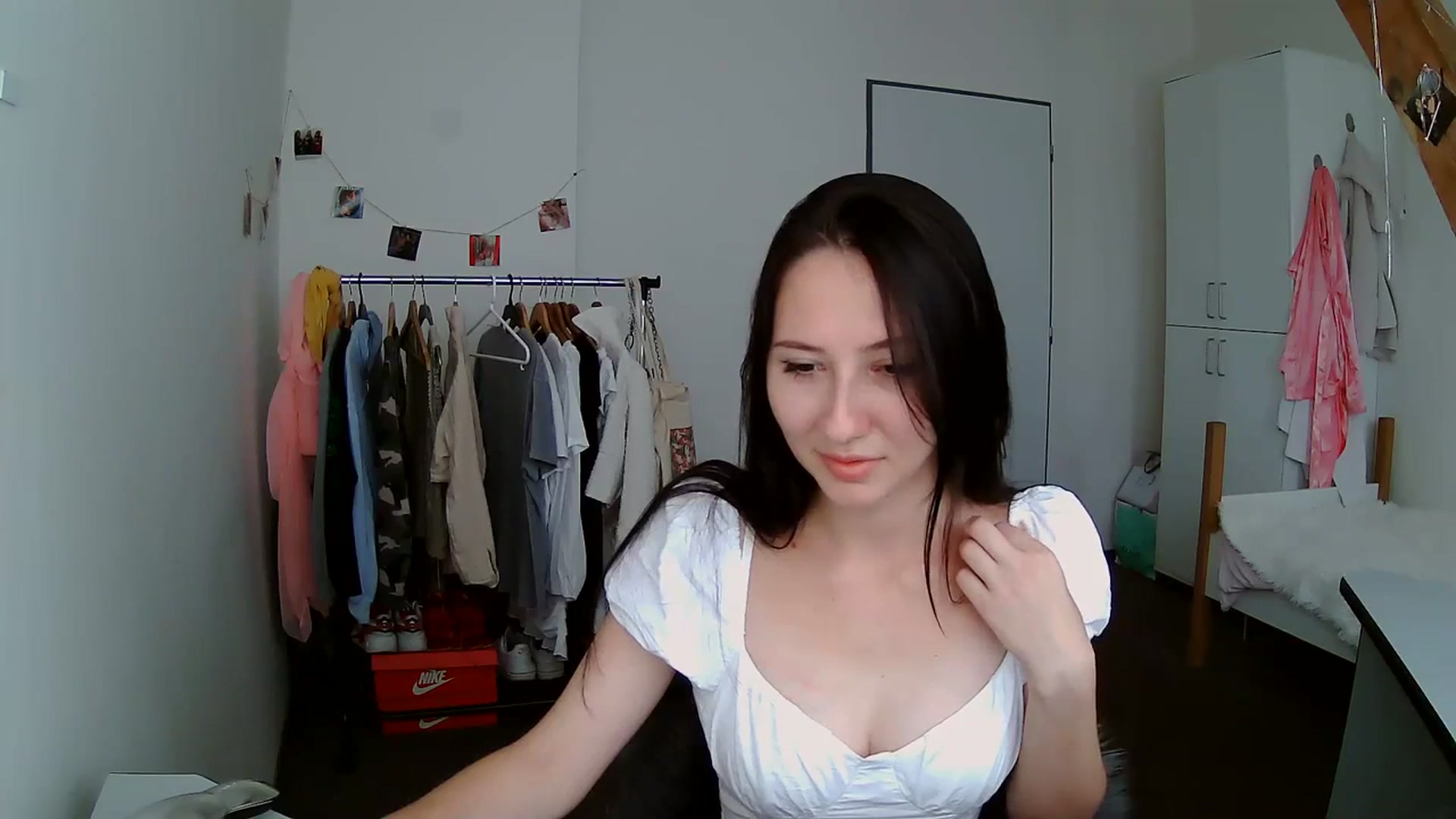 Gallery image thumbnail from katy8kitty's myfreecams stream on, 09/03/2023, 13:59 image 3 of 20
