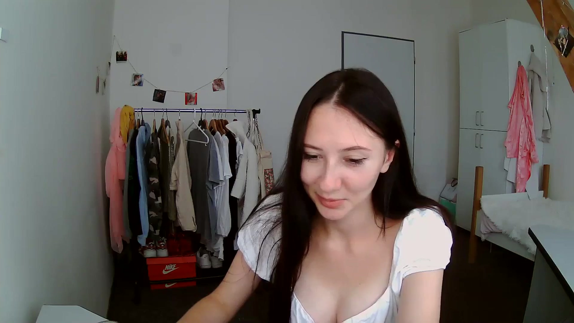 Gallery image thumbnail from katy8kitty's myfreecams stream on, 09/03/2023, 13:59 image 13 of 20