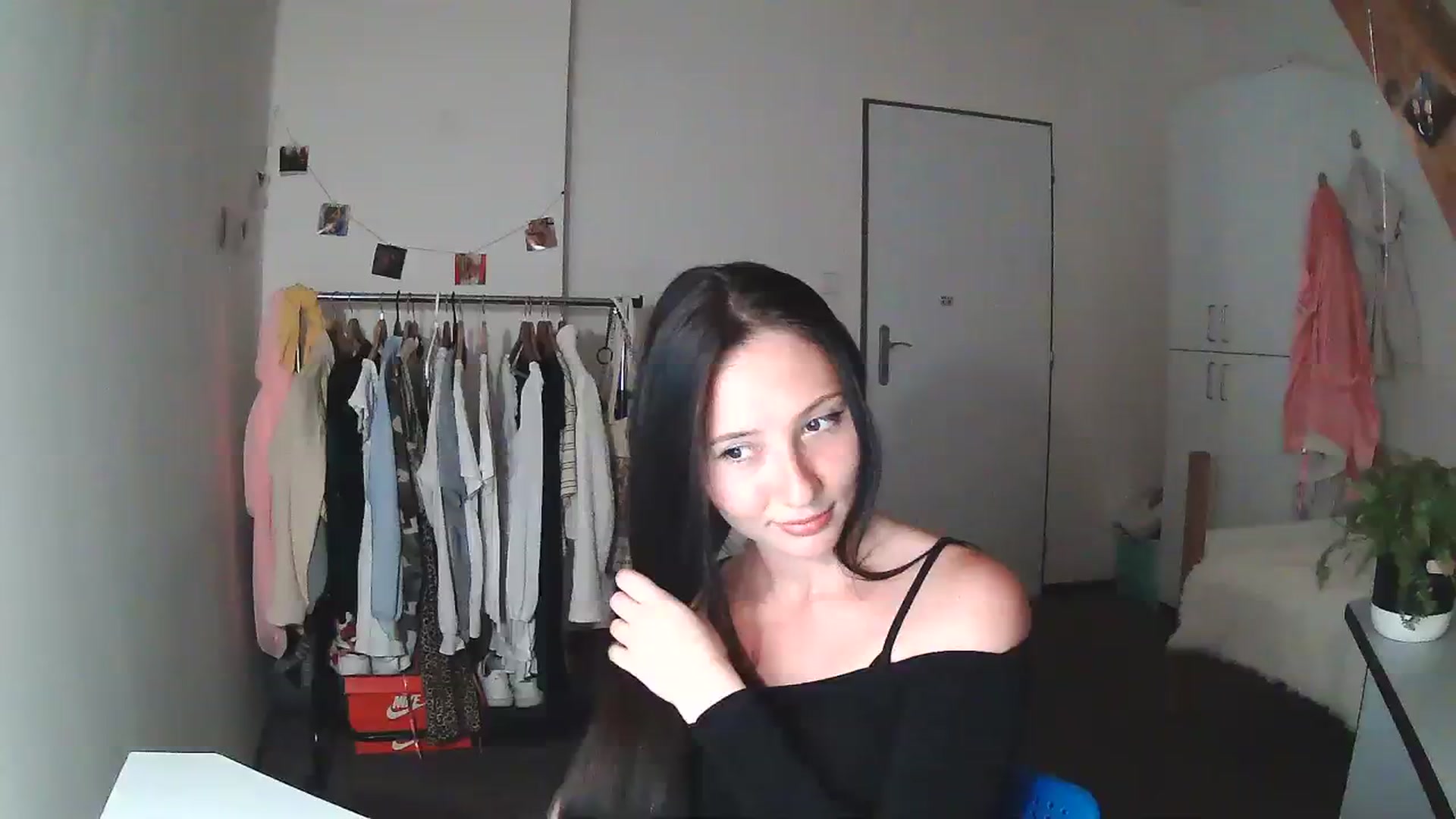 Gallery image thumbnail from katy8kitty's myfreecams stream on, 09/14/2023, 20:34 image 12 of 20
