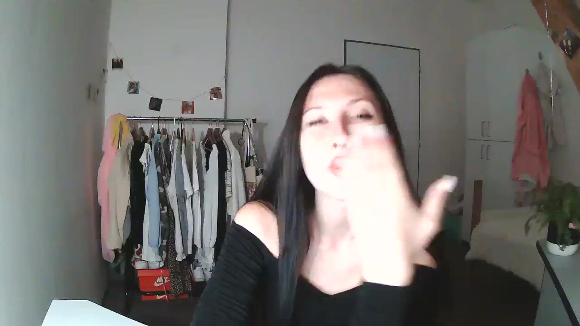 Gallery image thumbnail from katy8kitty's myfreecams stream on, 09/14/2023, 22:06 image 16 of 20