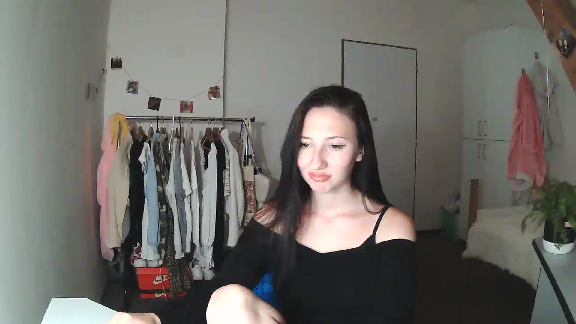 Gallery image thumbnail from katy8kitty's myfreecams stream on, 09/14/2023, 22:06 image 20 of 20