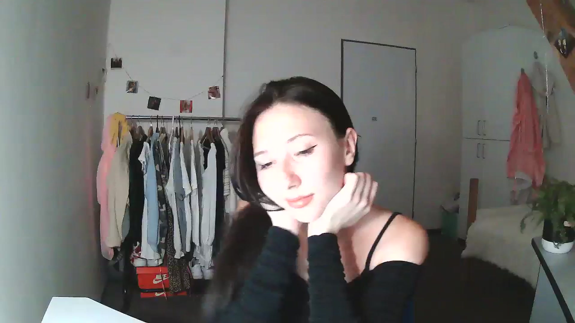 Gallery image thumbnail from katy8kitty's myfreecams stream on, 09/14/2023, 22:06 image 18 of 20