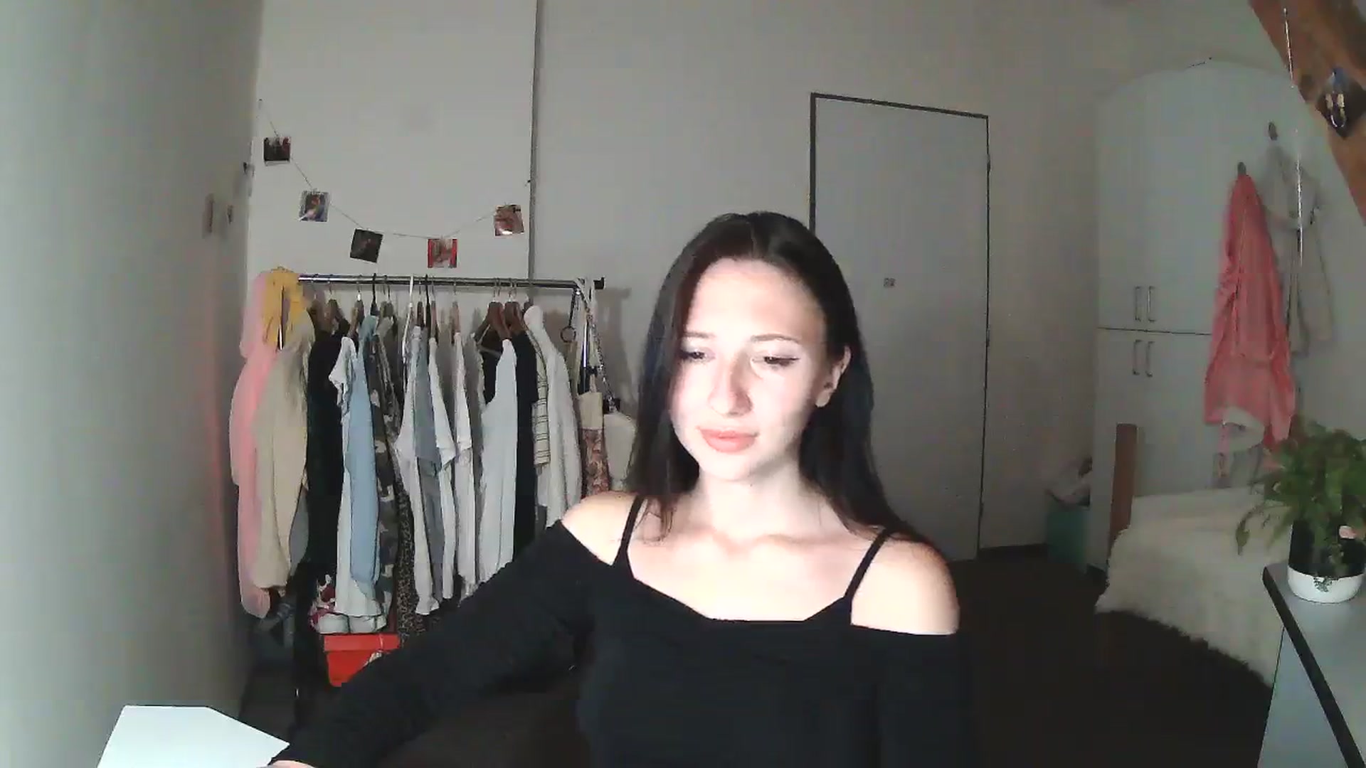 Gallery image thumbnail from katy8kitty's myfreecams stream on, 09/14/2023, 23:59 image 3 of 20