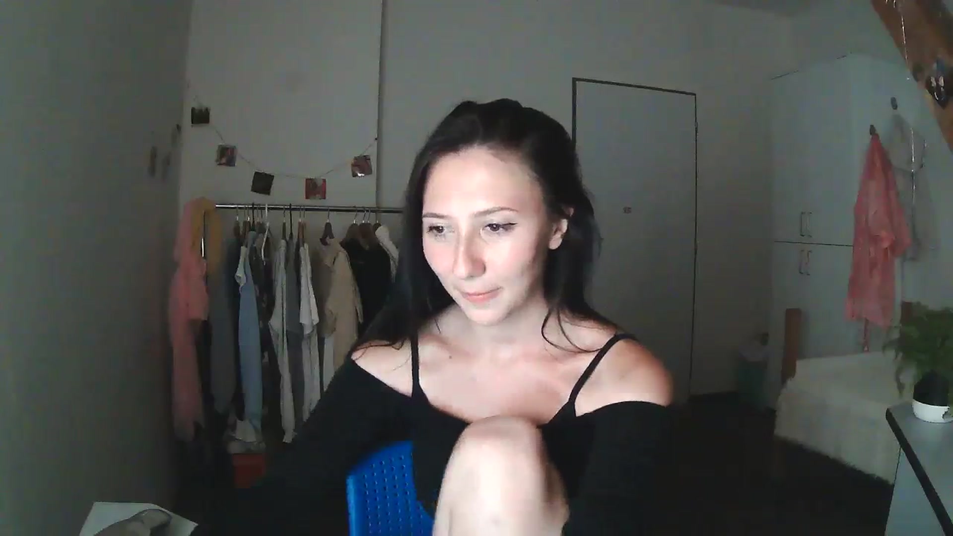 Gallery image thumbnail from katy8kitty's myfreecams stream on, 09/15/2023, 23:22 image 6 of 20