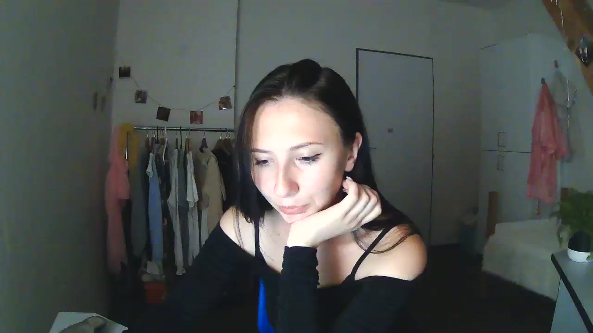 Gallery image thumbnail from katy8kitty's myfreecams stream on, 09/15/2023, 23:22 image 18 of 20
