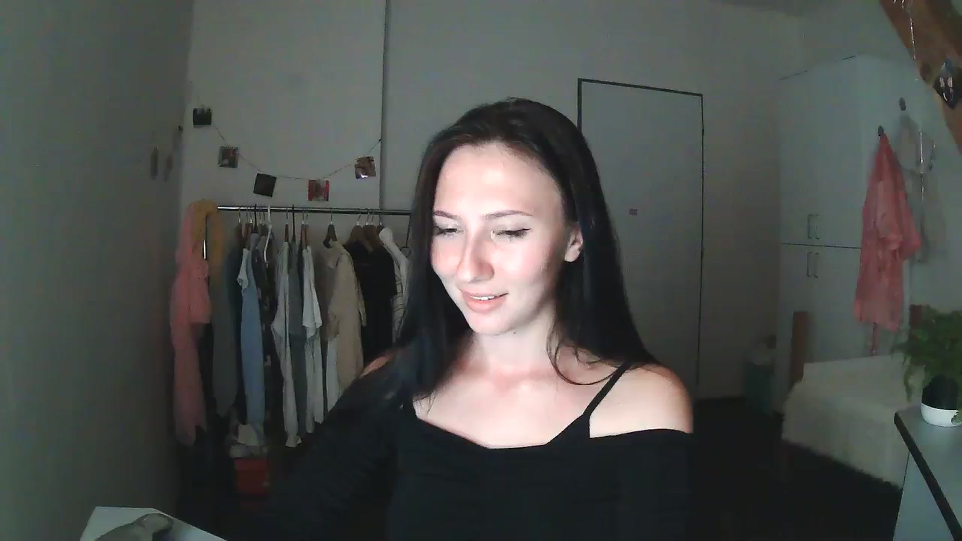 Gallery image thumbnail from katy8kitty's myfreecams stream on, 09/15/2023, 23:22 image 8 of 20