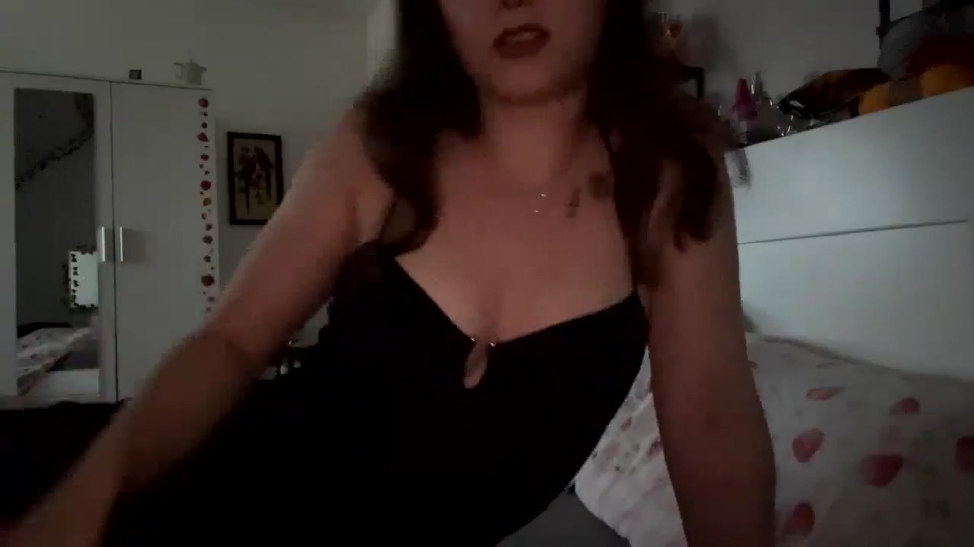 Gallery image thumbnail from katydarkbloom's myfreecams stream on, 04/13/2025, 18:03 image 14 of 20