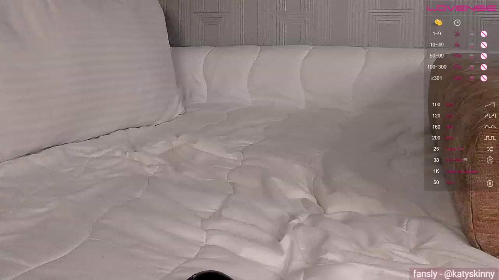 Gallery image thumbnail from katyskinny's myfreecams stream on, 11/24/2022, 11:36 image 8 of 20