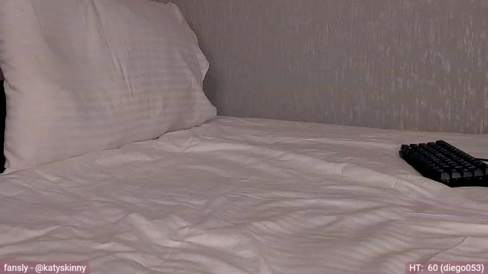 Gallery image thumbnail from katyskinny's myfreecams stream on, 12/10/2022, 16:13 image 5 of 20