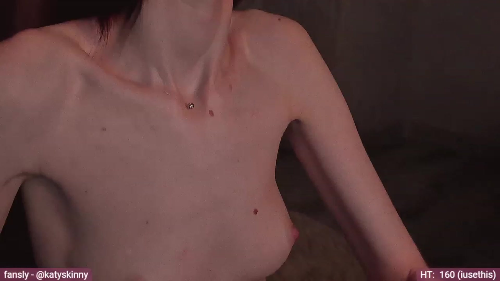 Gallery image thumbnail from katyskinny's myfreecams stream on, 12/12/2022, 19:08 image 19 of 20