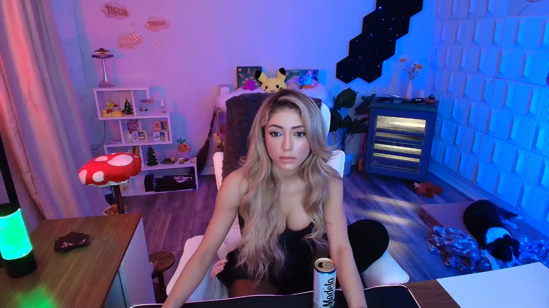 Gallery image thumbnail from kaydolll's myfreecams stream on, 01/11/2026, 08:57 image 2 of 20