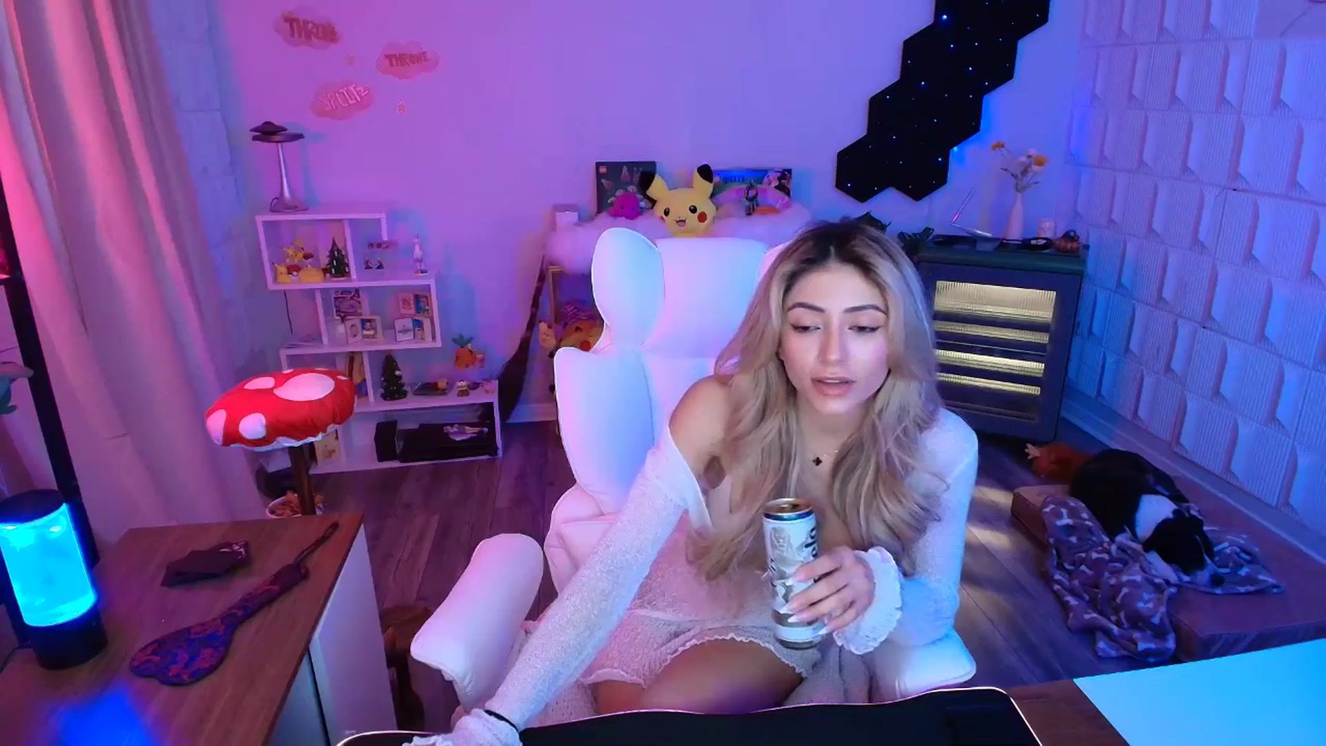 Gallery image thumbnail from kaydolll's myfreecams stream on, 01/30/2026, 06:42 image 10 of 20