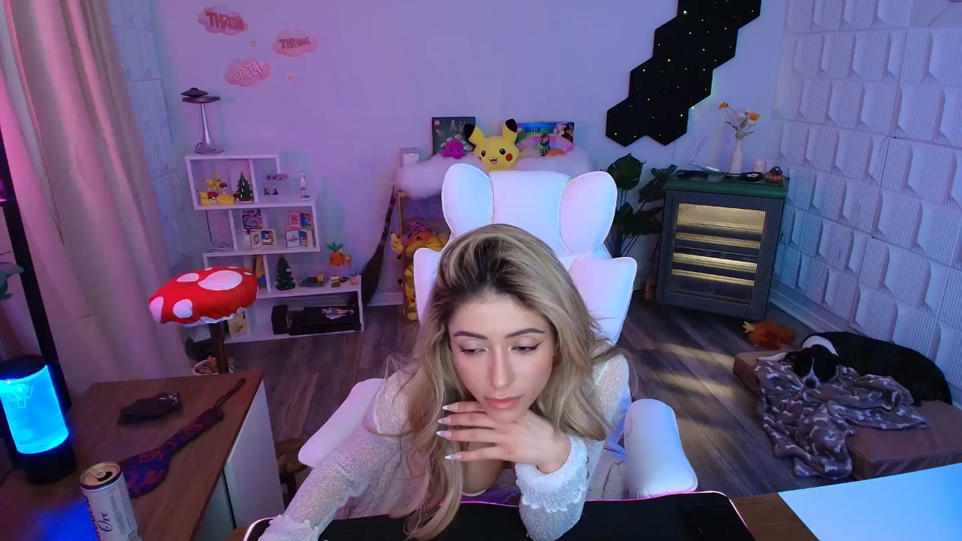Gallery image thumbnail from kaydolll's myfreecams stream on, 01/30/2026, 06:42 image 4 of 20