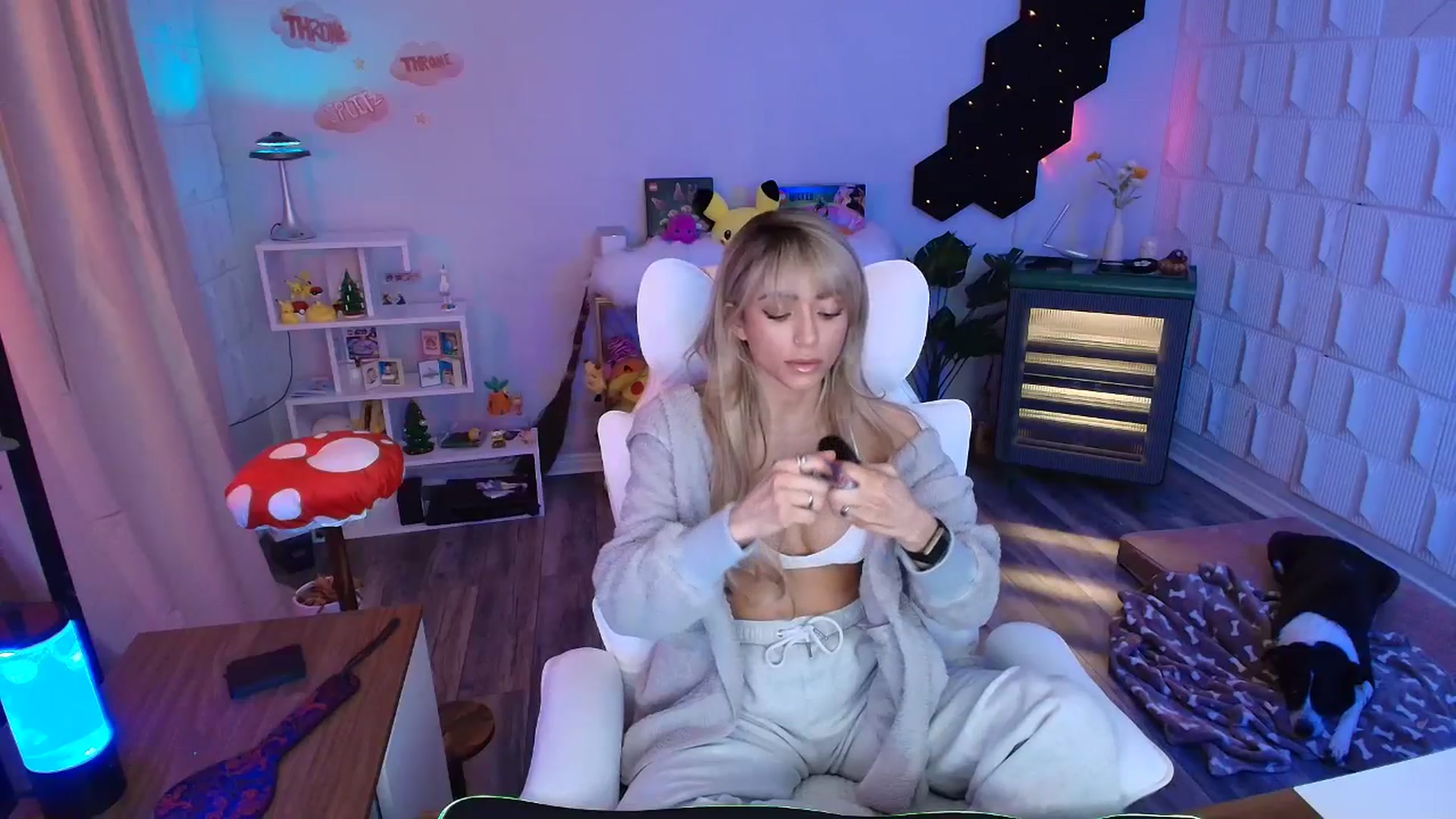 Gallery image thumbnail from kaydolll's myfreecams stream on, 02/06/2026, 04:46 image 18 of 20